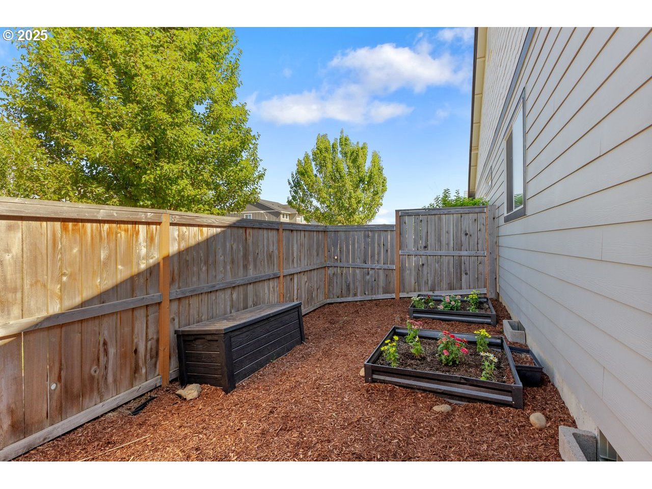 Canby, Oregon, 97013, United States, 3 Bedrooms Bedrooms, ,2 BathroomsBathrooms,Residential,For Sale,1903561