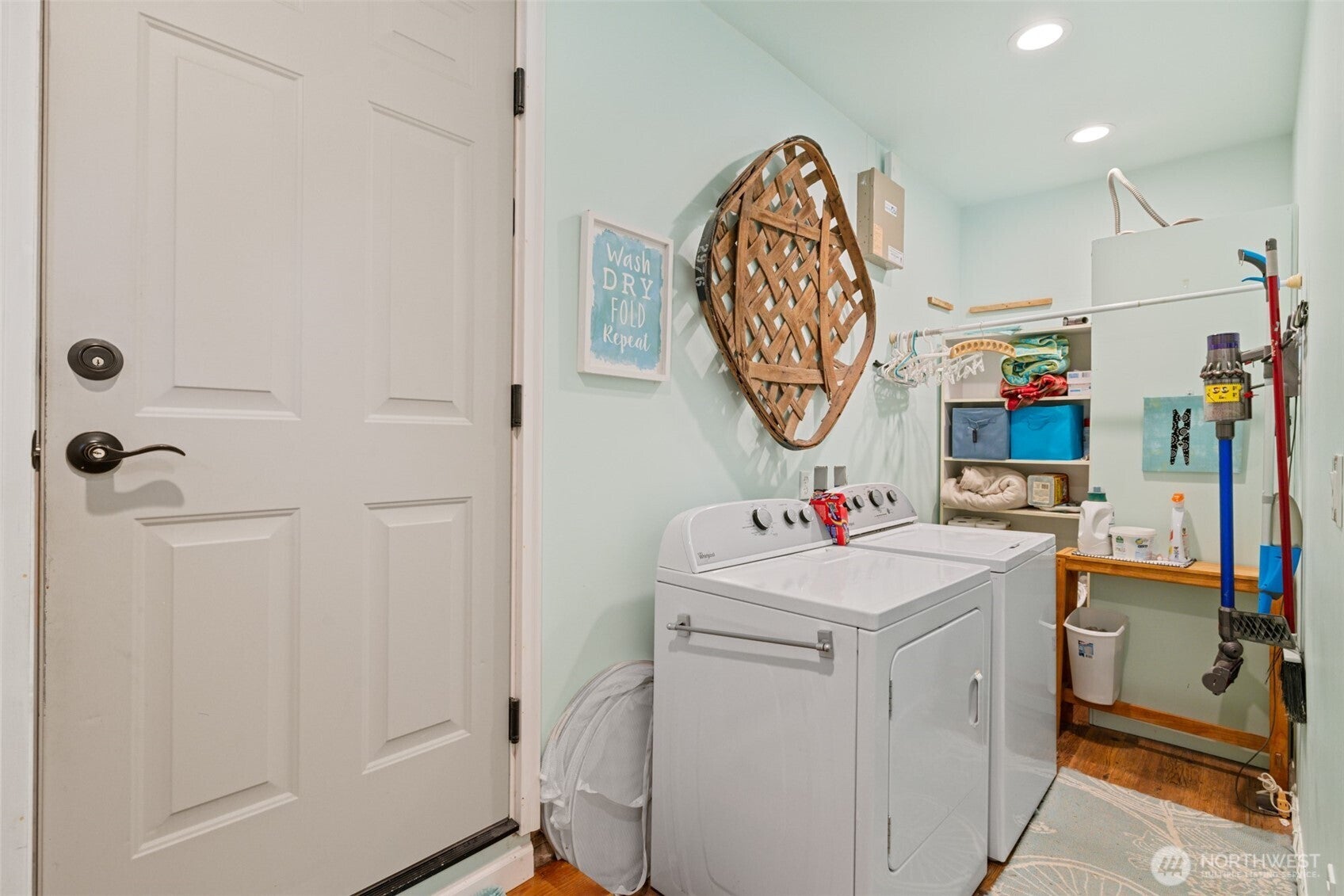 Port Angeles, Washington, 98363, United States, 2 Bedrooms Bedrooms, ,1 BathroomBathrooms,Residential,For Sale,1935683