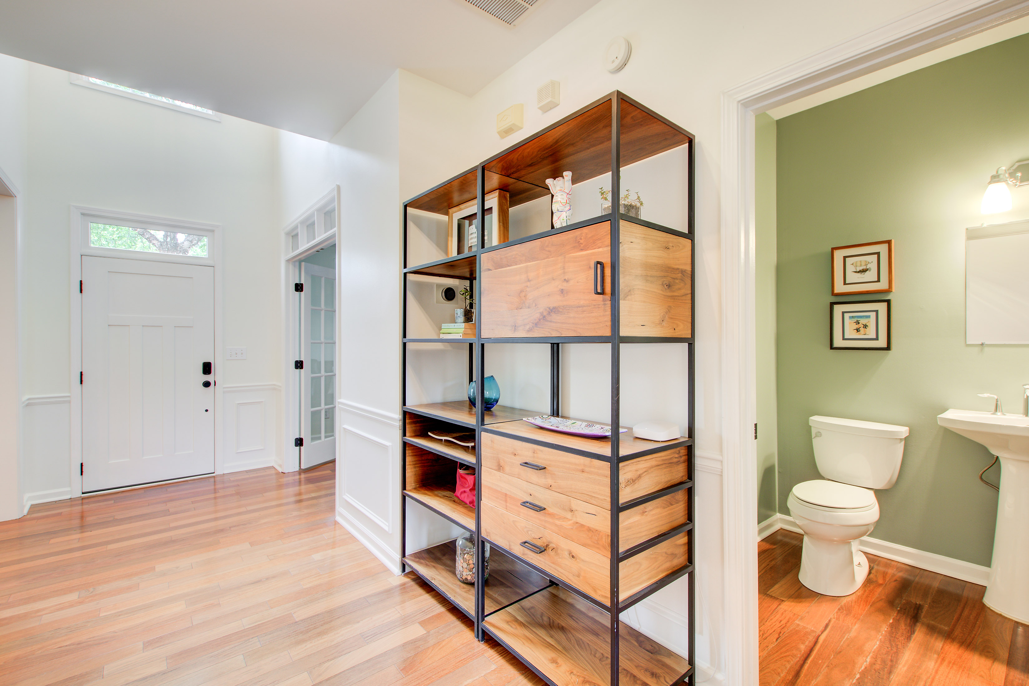  Lovingly Maintained Home Near Downtown Alpharetta - 物件實景