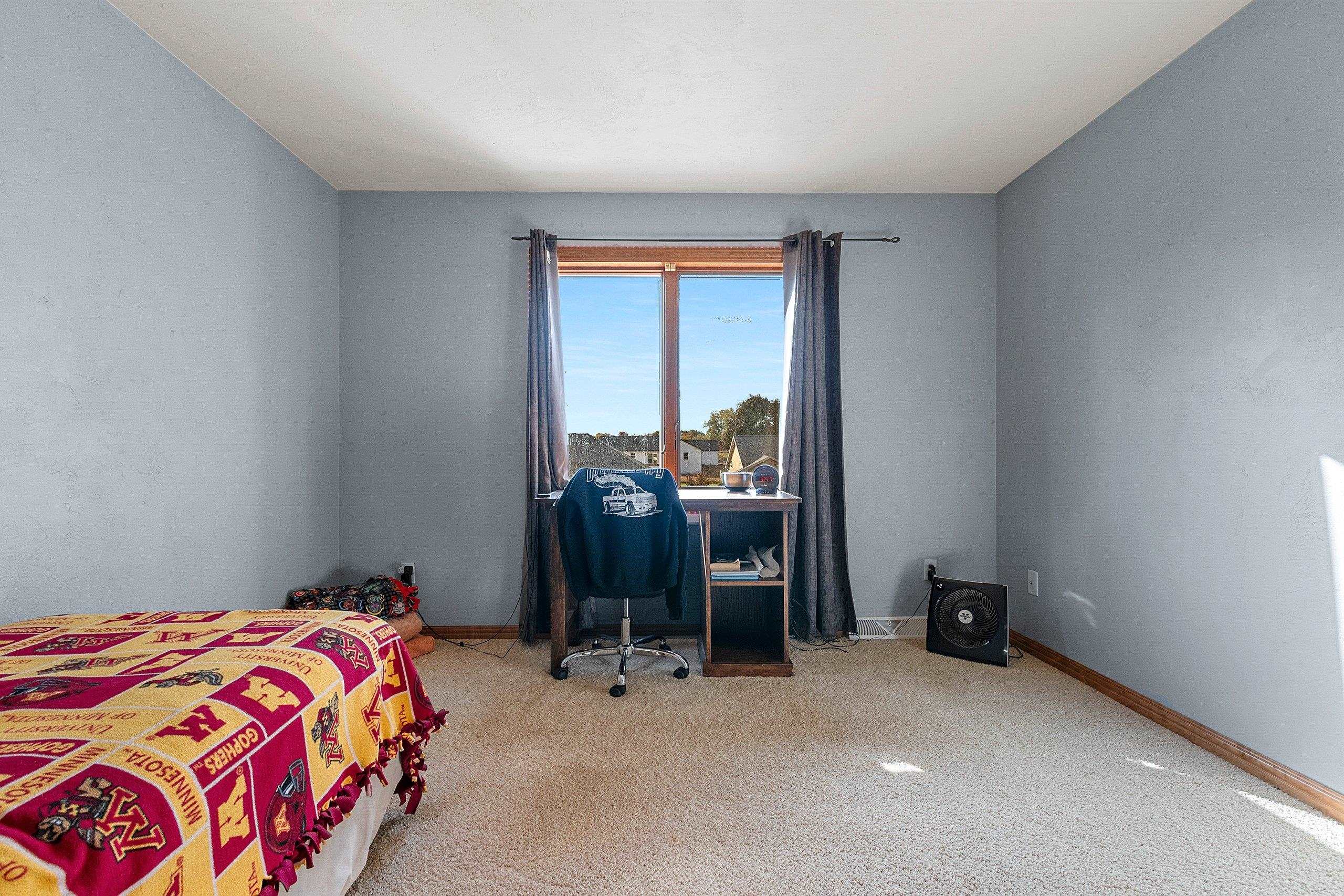 APPLETON, Wisconsin, 54913, United States, 4 Bedrooms Bedrooms, ,3 BathroomsBathrooms,Residential,For Sale,1960996