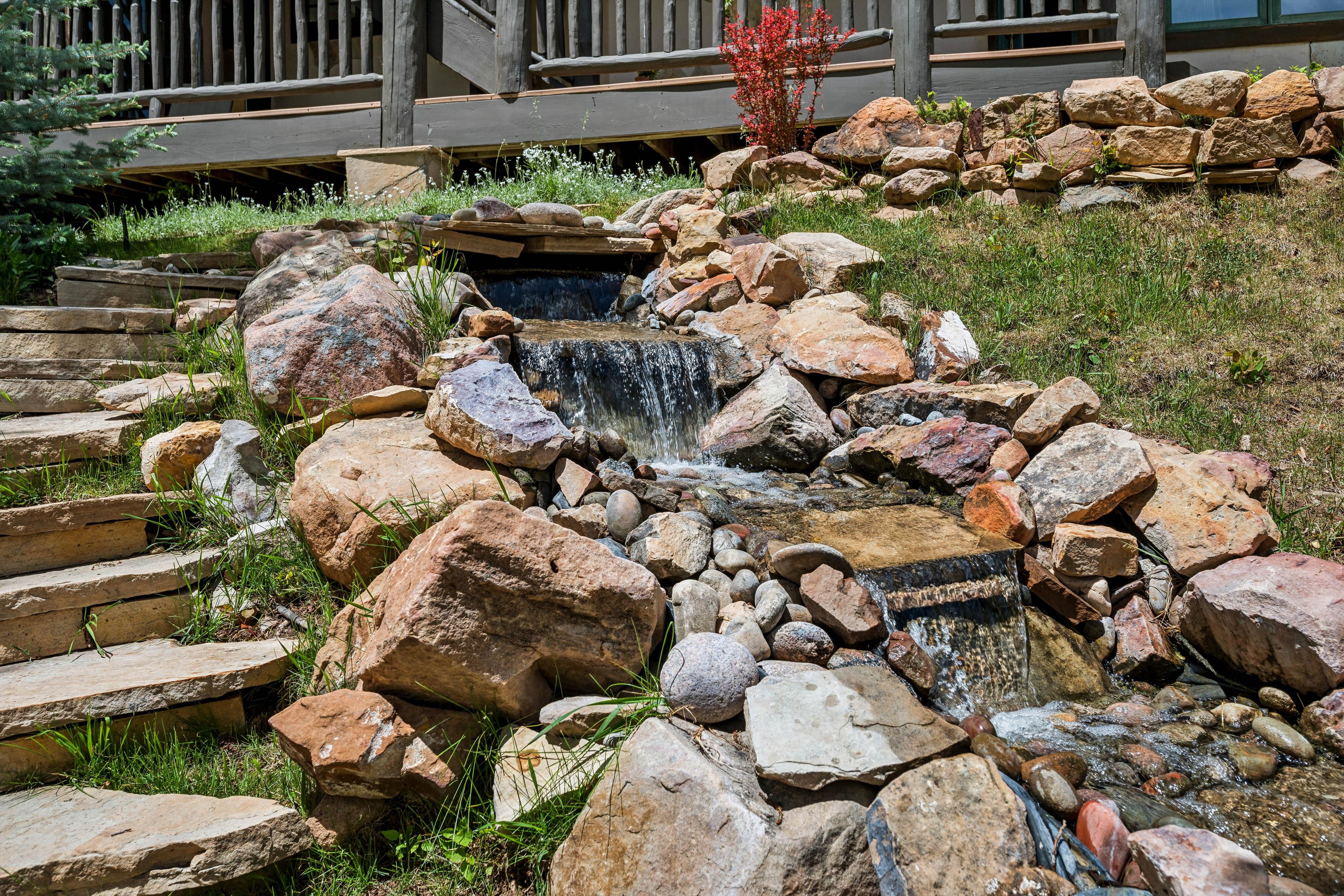  35 Stag Gulch Court Embraces Open Space Meadows With Golf Course Access - 物件實景