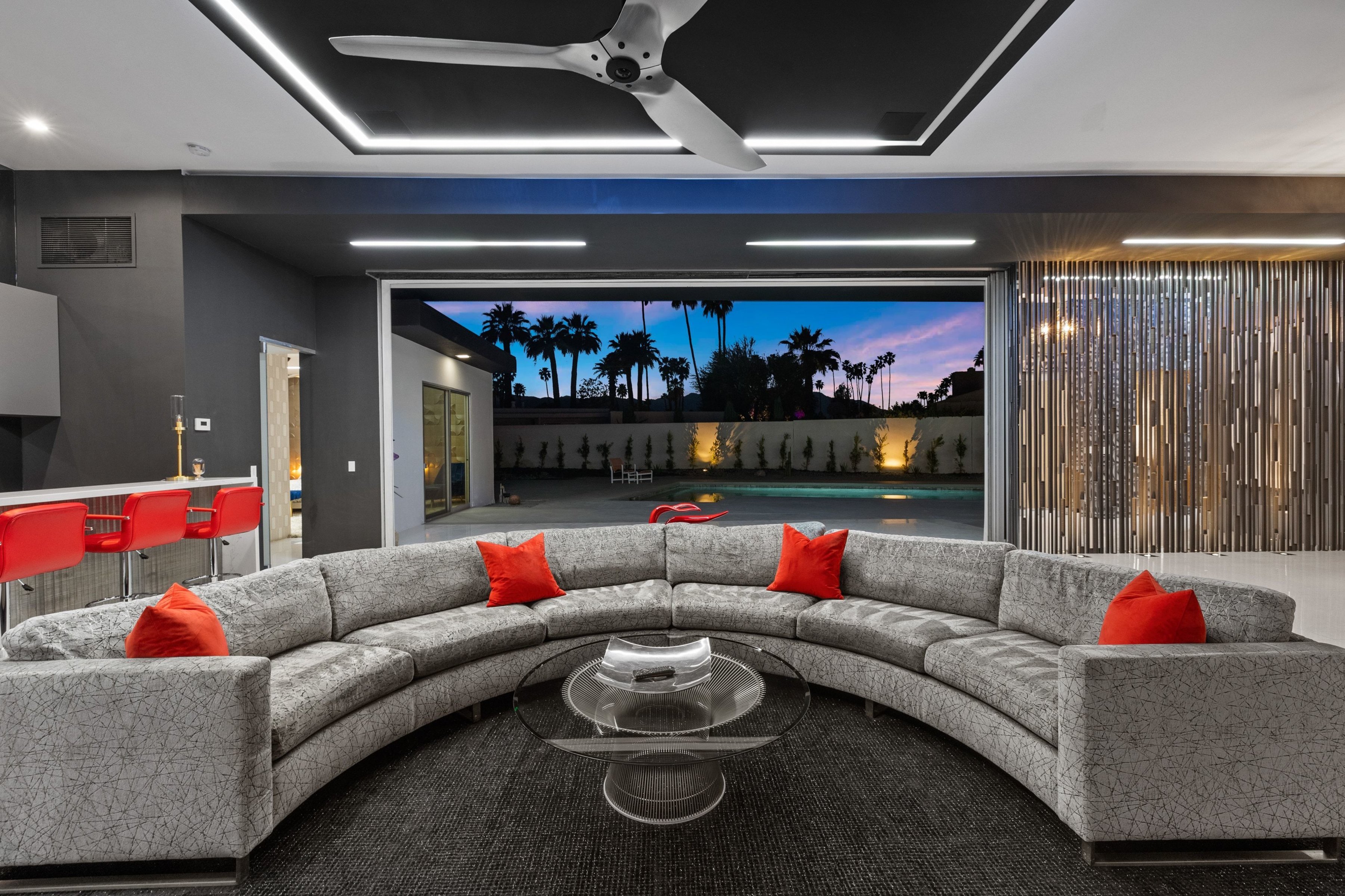  Custom Contemporary On Rare Double Indian Wells Lot - 物件實景