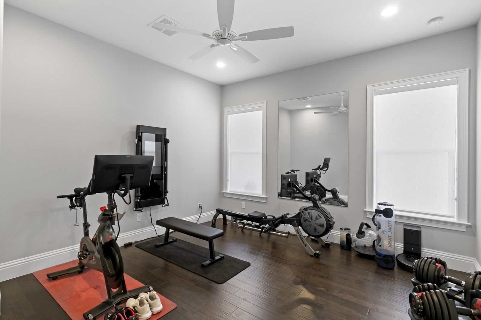 Tampa, Florida, 33629, United States, 5 Bedrooms Bedrooms, ,6 BathroomsBathrooms,Residential,For Sale,2008842