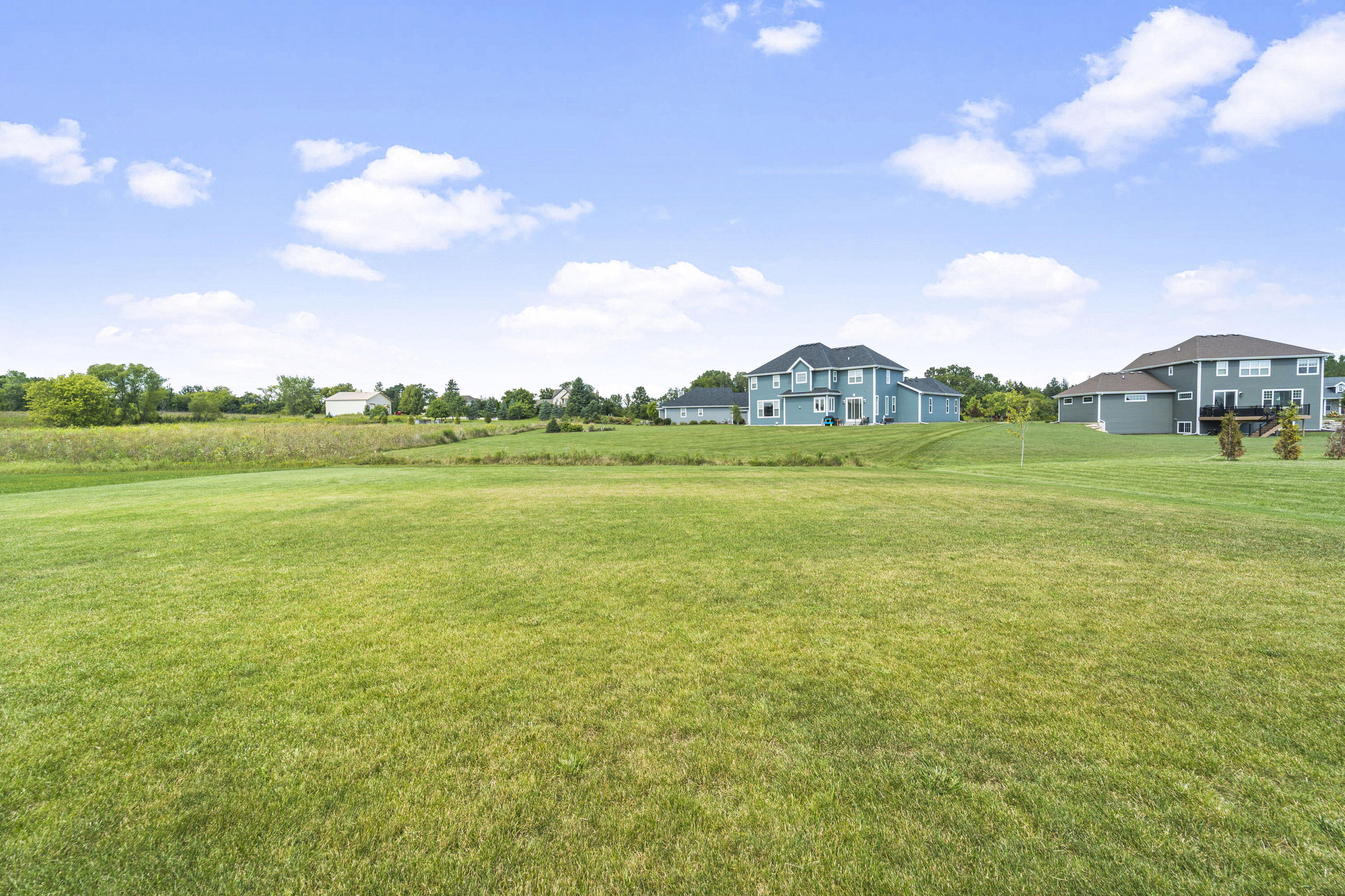 Mequon, Wisconsin, 53097, United States, 5 Bedrooms Bedrooms, ,4 BathroomsBathrooms,Residential,For Sale,1932349