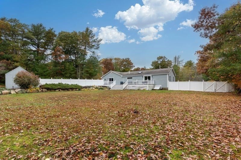 Plymouth, Massachusetts, 02360, United States, 3 Bedrooms Bedrooms, ,2 BathroomsBathrooms,Residential,For Sale,1982204