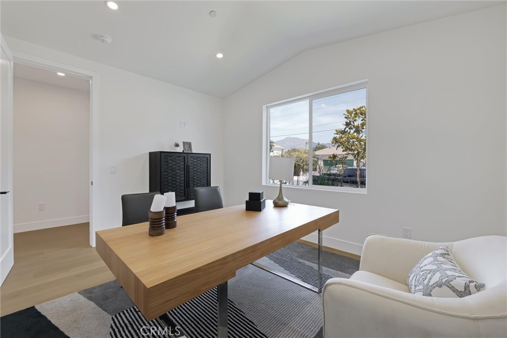 Sylmar, California, 91342, United States, 5 Bedrooms Bedrooms, ,3 BathroomsBathrooms,Residential,For Sale,1928478
