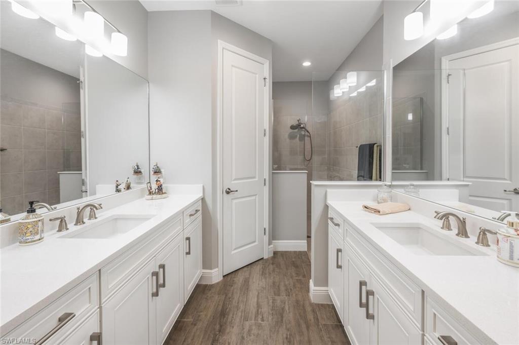 Naples, Florida, 34112, United States, 2 Bedrooms Bedrooms, ,2 BathroomsBathrooms,Residential,For Sale,1760862
