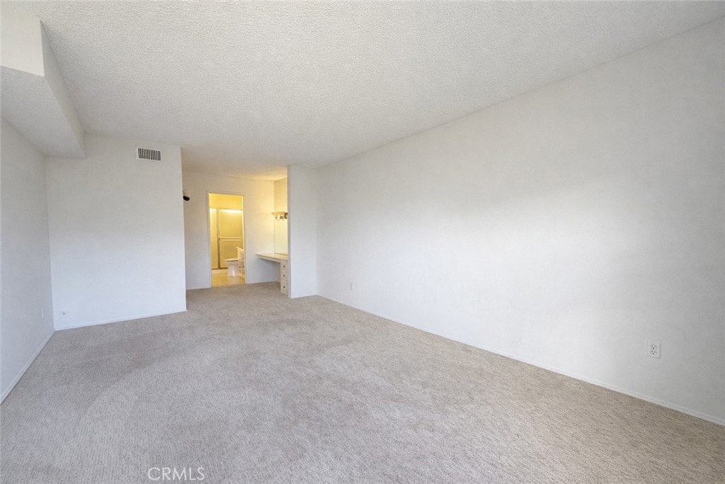 San Diego, California, 92103, United States, 2 Bedrooms Bedrooms, ,1 BathroomBathrooms,Residential,For Sale,2007825