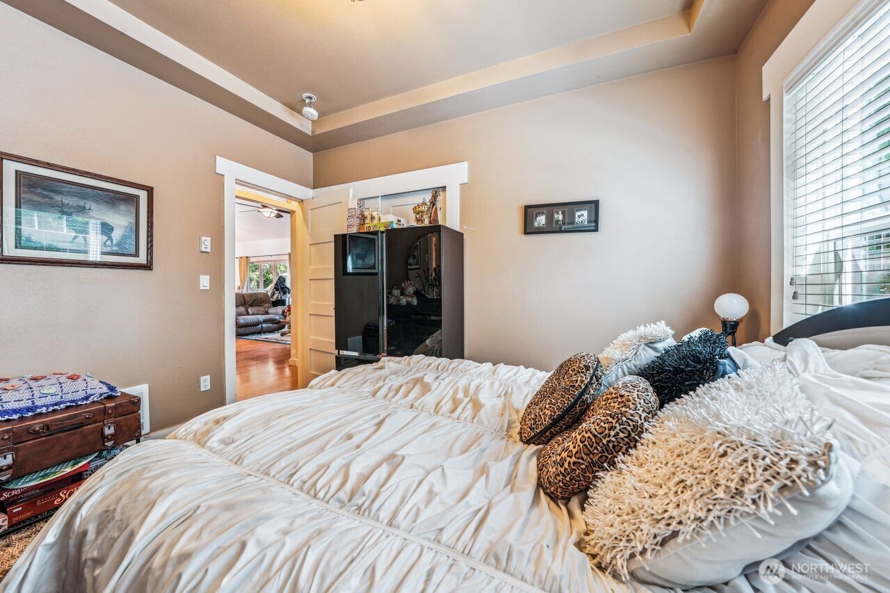 Anderson Island, Washington, 98303, United States, 3 Bedrooms Bedrooms, ,2 BathroomsBathrooms,Residential,For Sale,1908522