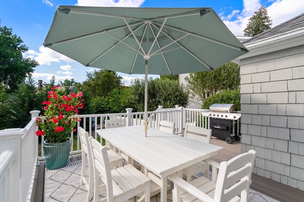 Milton, Massachusetts, 02186, United States, 3 Bedrooms Bedrooms, ,1 BathroomBathrooms,Residential,For Sale,1939202