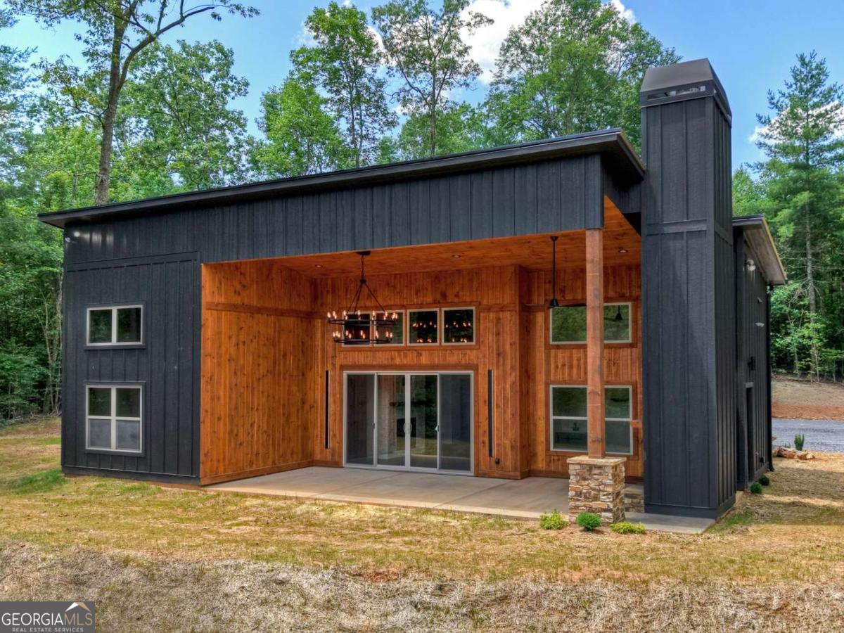 Mineral Bluff, Georgia, 30559, United States, 3 Bedrooms Bedrooms, ,3 BathroomsBathrooms,Residential,For Sale,1877867