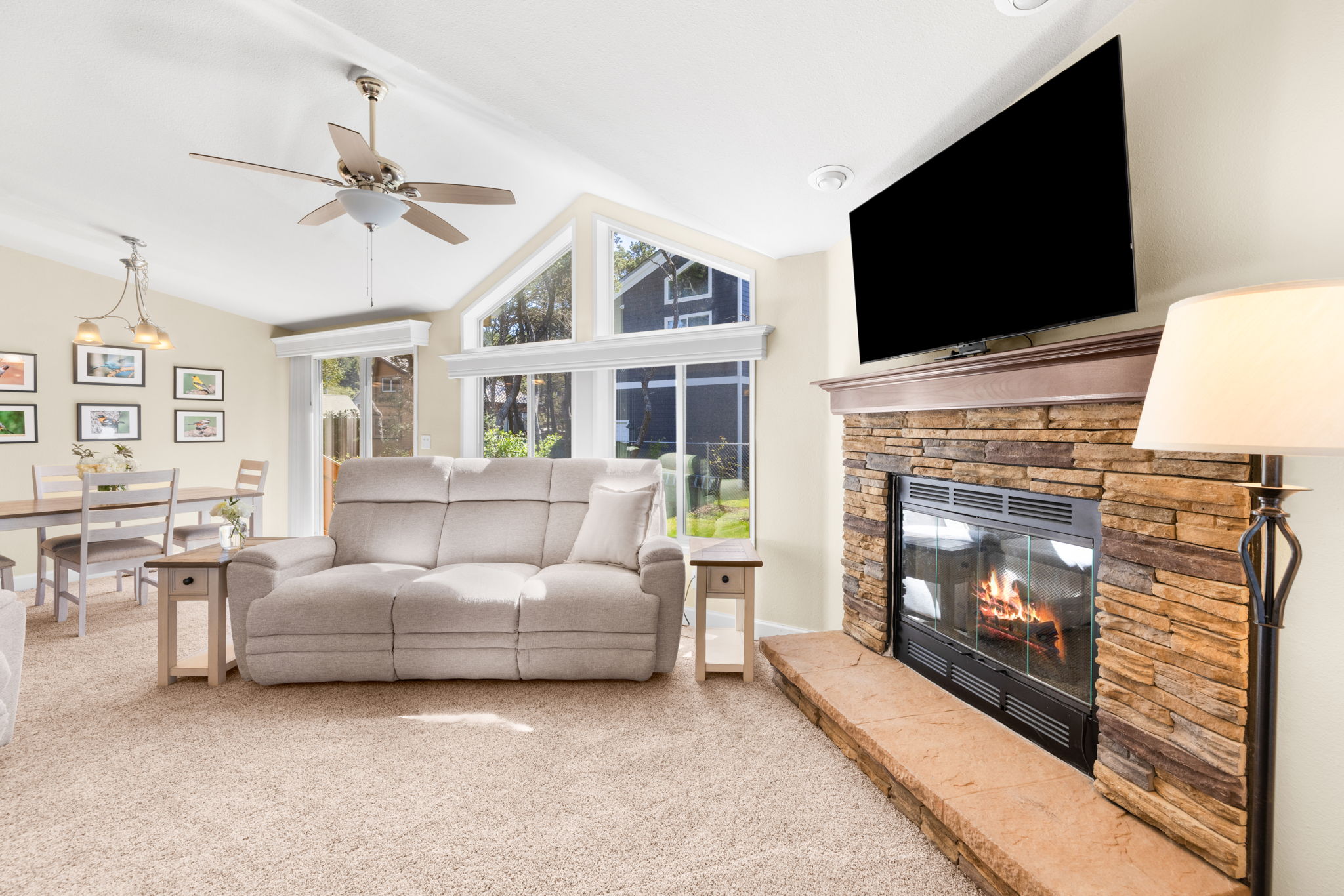 Cloverdale, Oregon, 97135, United States, 2 Bedrooms Bedrooms, ,2 BathroomsBathrooms,Residential,For Sale,1983657