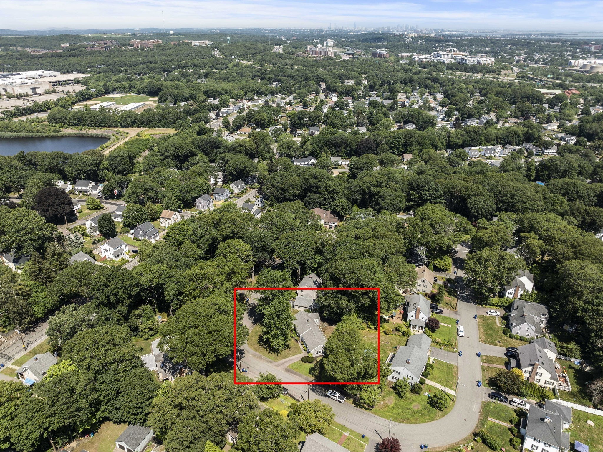 Braintree, Massachusetts, 02184, United States, 2 Bedrooms Bedrooms, ,2 BathroomsBathrooms,Residential,For Sale,1899290