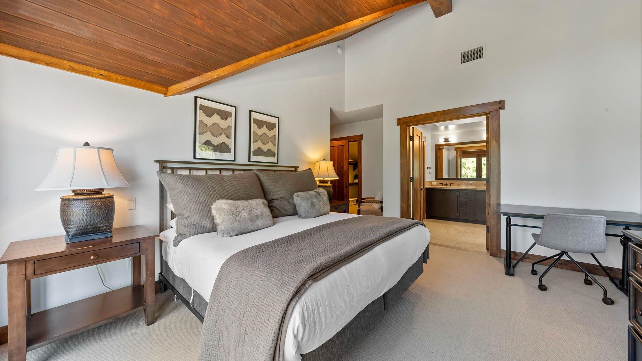 Truckee, California, 96161, United States, 4 Bedrooms Bedrooms, ,4 BathroomsBathrooms,Residential,For Sale,1999029