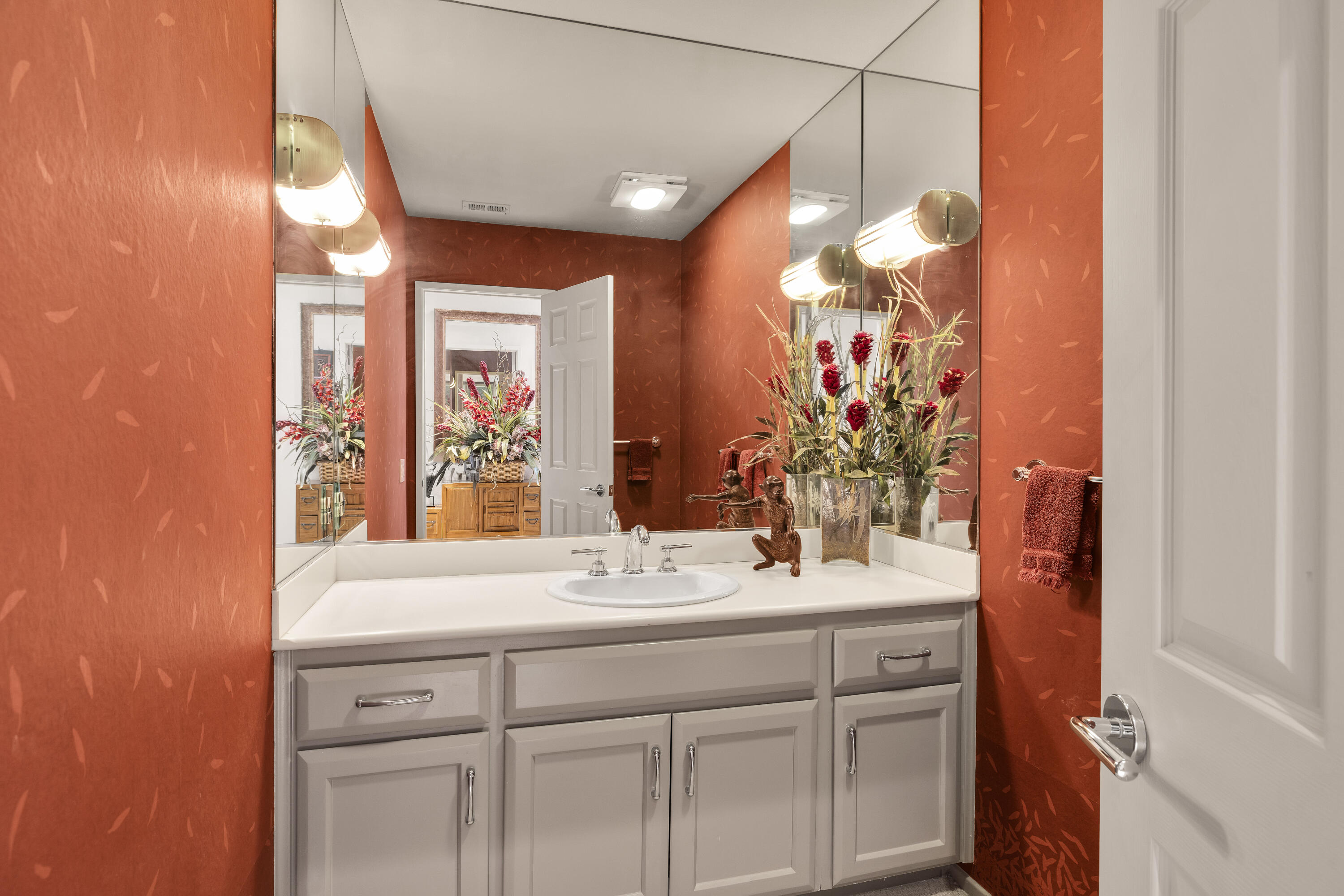 Palm Desert, California, 92211, United States, 3 Bedrooms Bedrooms, ,2 BathroomsBathrooms,Residential,For Sale,1986509