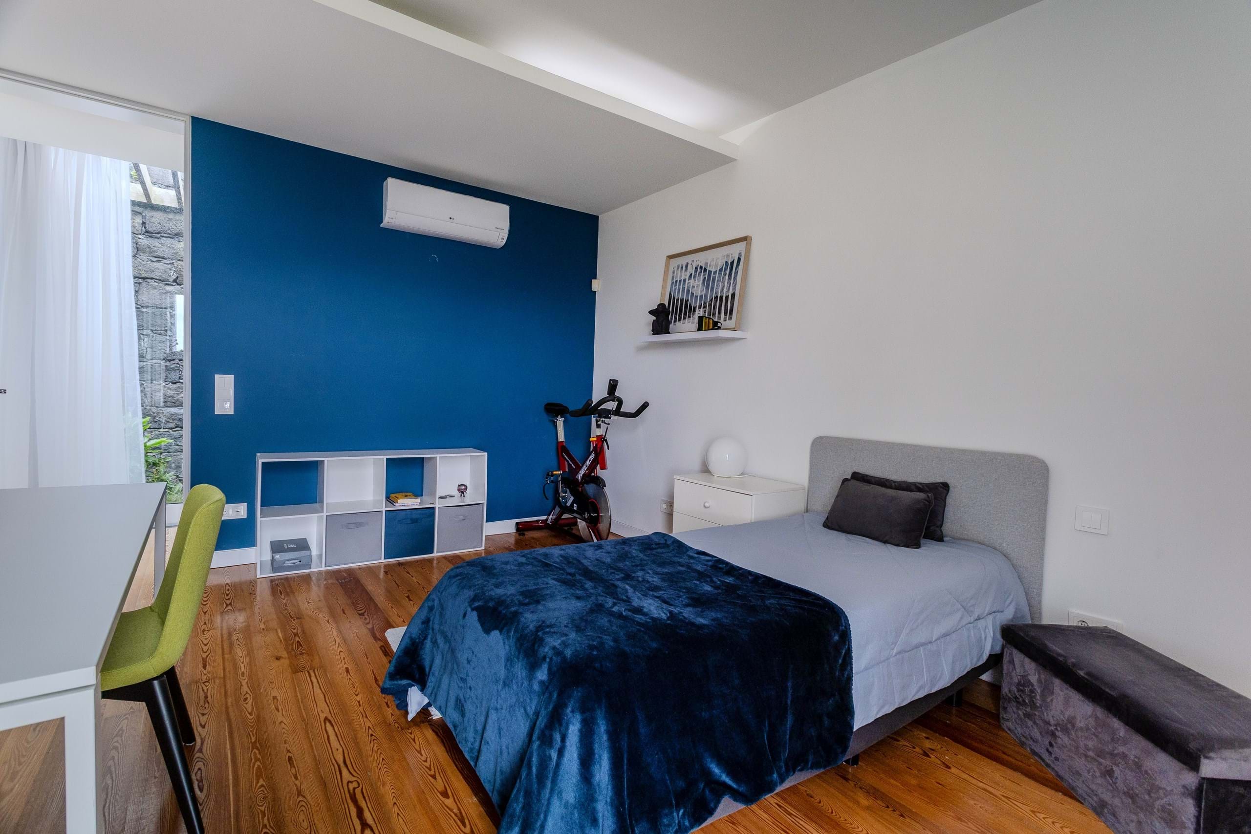 Ponta Delgada, Ilha de São Miguel, 9560-501, PT, 3 Bedrooms Bedrooms, ,4 BathroomsBathrooms,Residential,For Sale,1826448