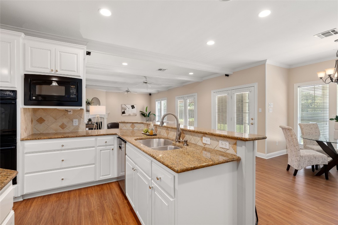 McGregor, Texas, 76657, United States, 5 Bedrooms Bedrooms, ,4 BathroomsBathrooms,Residential,For Sale,1838872