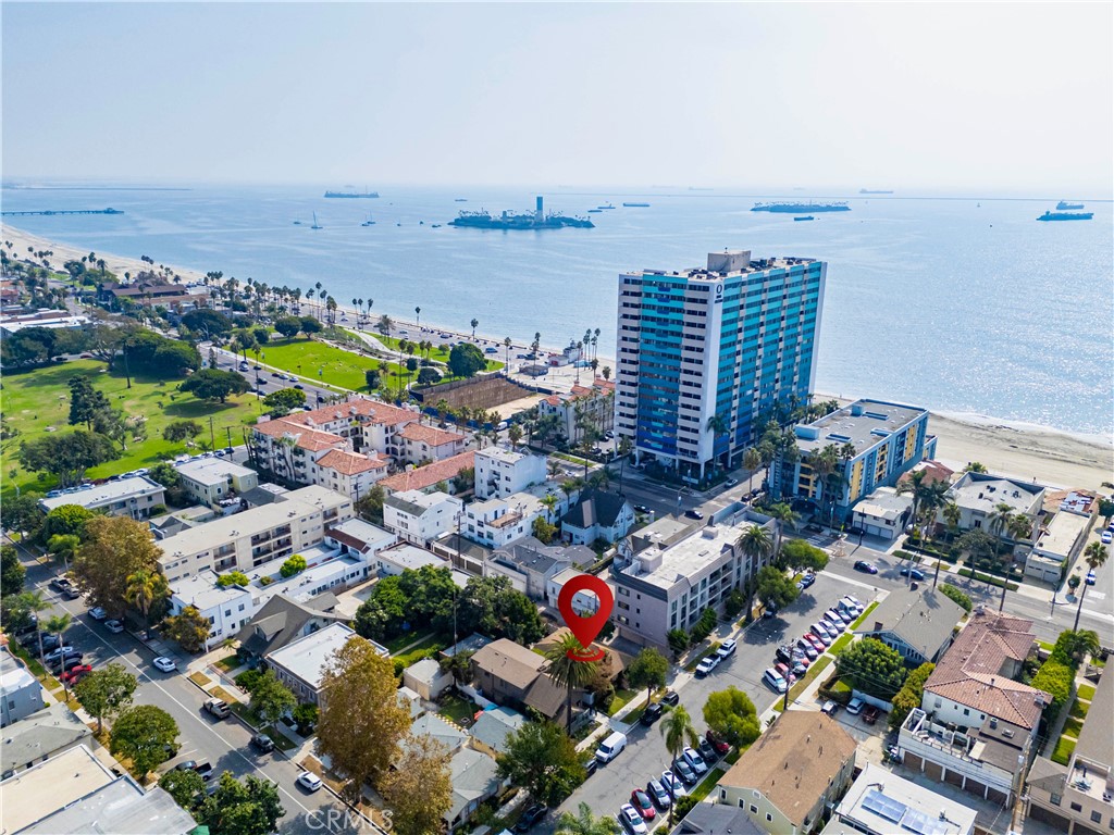 Long Beach, California, 90802, United States, 2 Bedrooms Bedrooms, ,1 BathroomBathrooms,Residential,For Sale,1985541