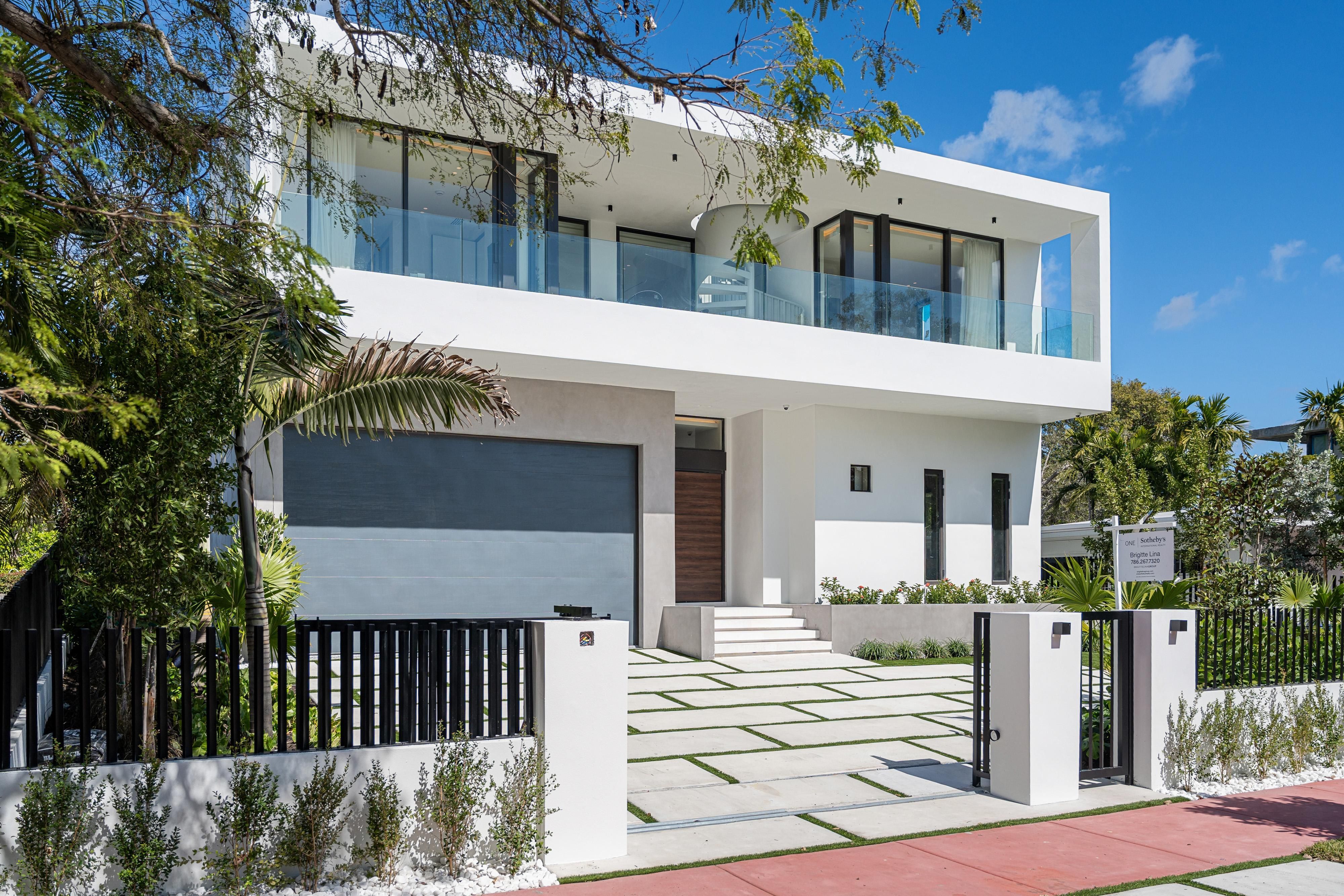  1045 W 47th Ct, Miami Beach, FL, 33140 - 物件實景