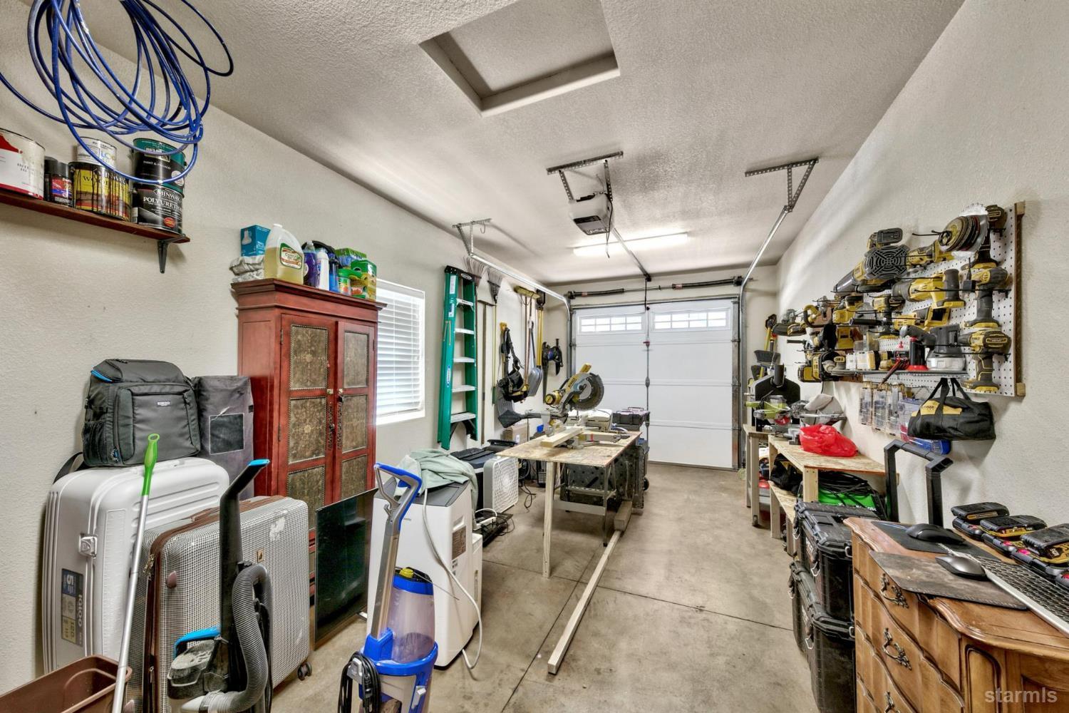 South Lake Tahoe, California, 96150, United States, 2 Bedrooms Bedrooms, ,1 BathroomBathrooms,Residential,For Sale,2000402