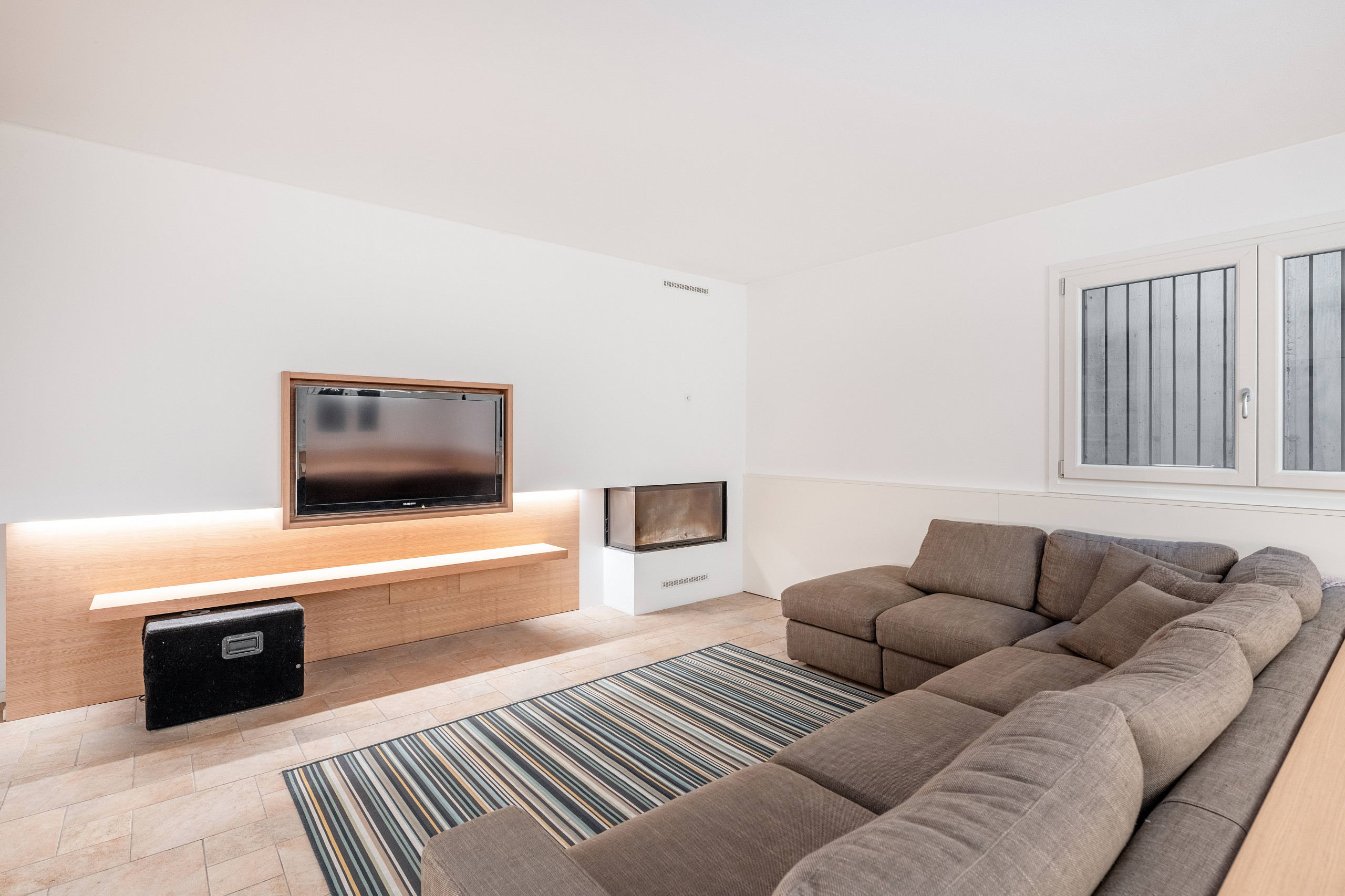 Cabiate, Como, 22060, IT, 4 Bedrooms Bedrooms, ,4 BathroomsBathrooms,Residential,For Sale,1940024