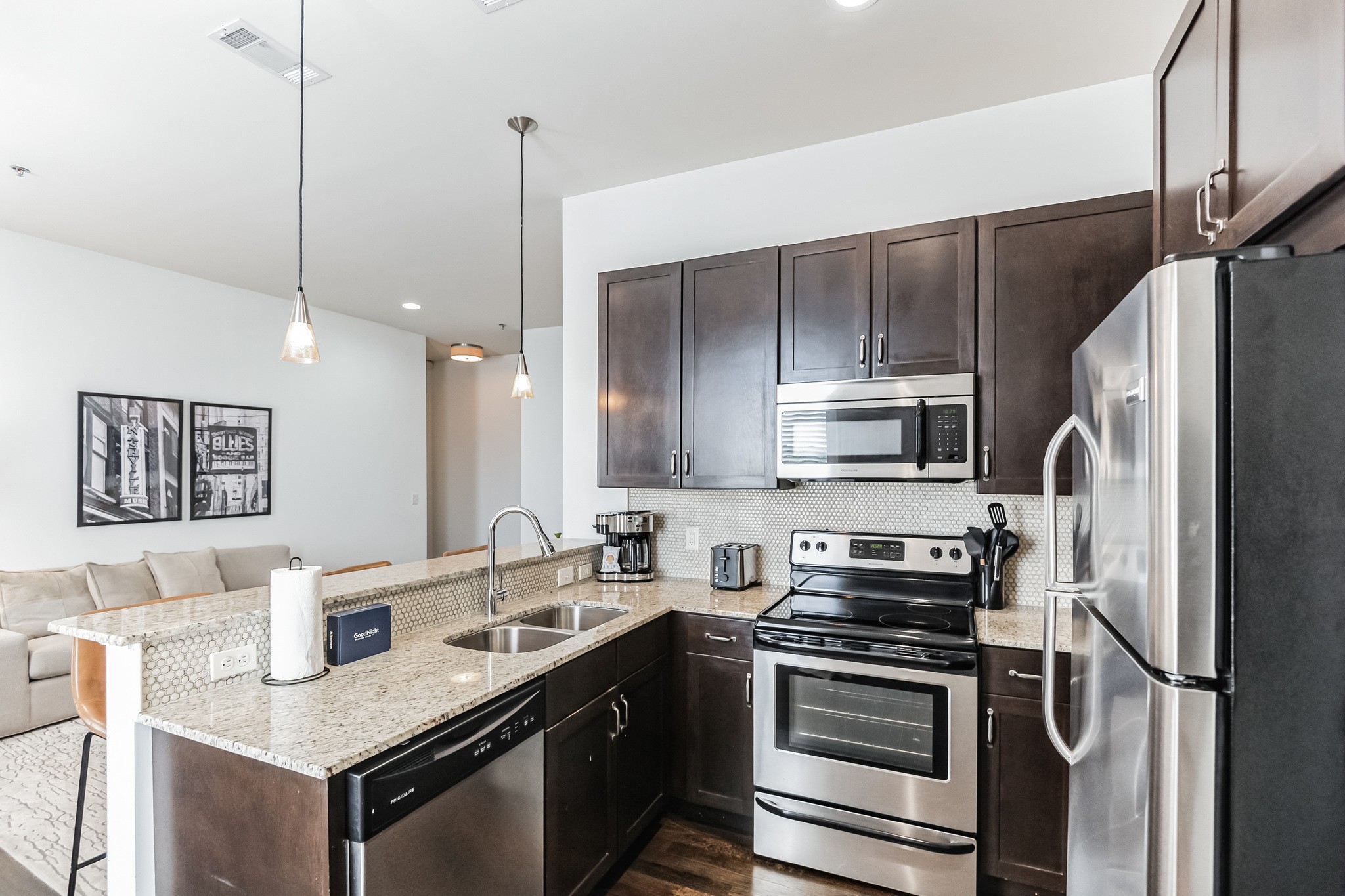  210 30th Ave N #414, Nashville, TN, 37203 - 物件實景