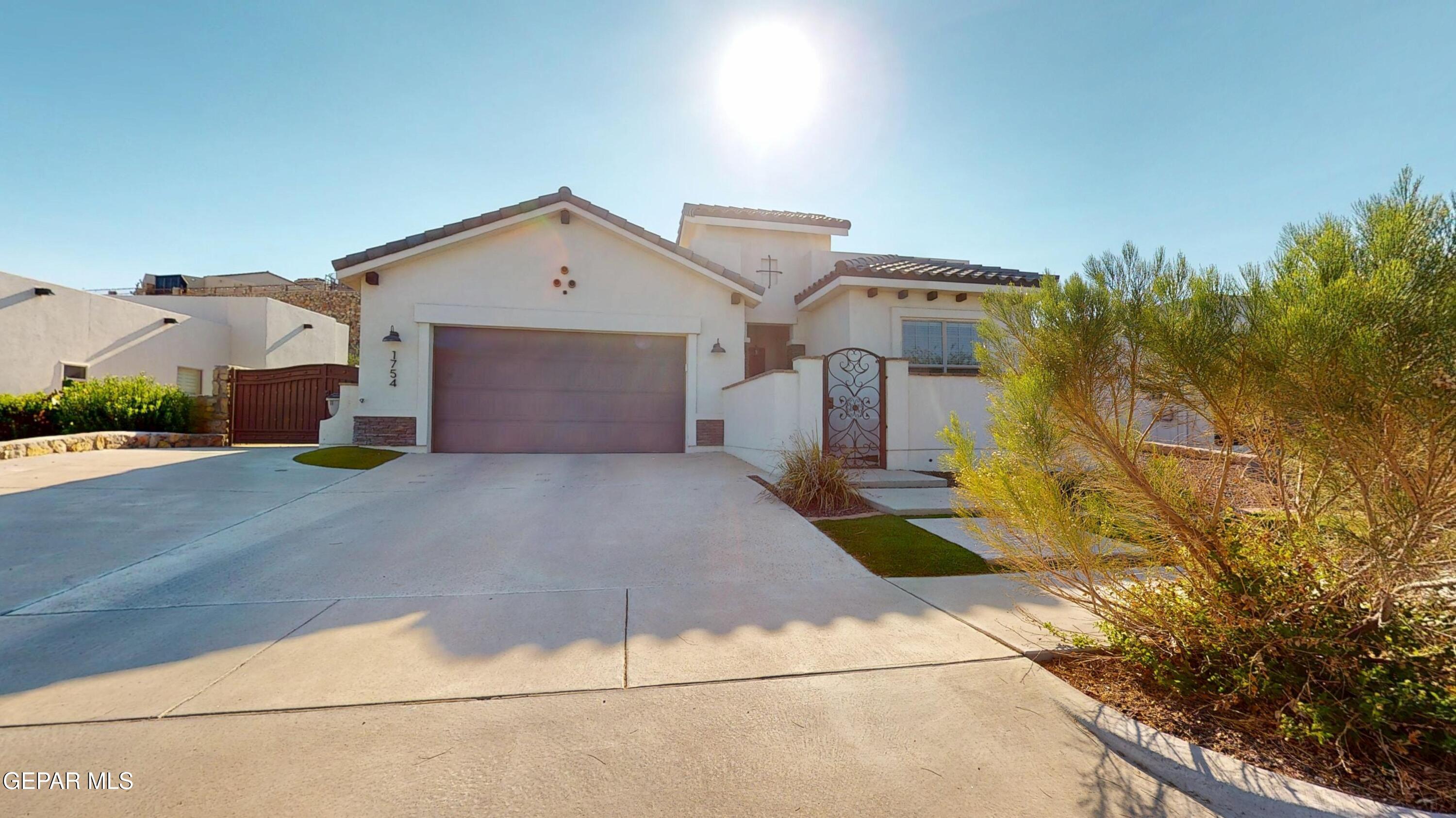 Sidesaddle Dr, El Paso, TX 79911