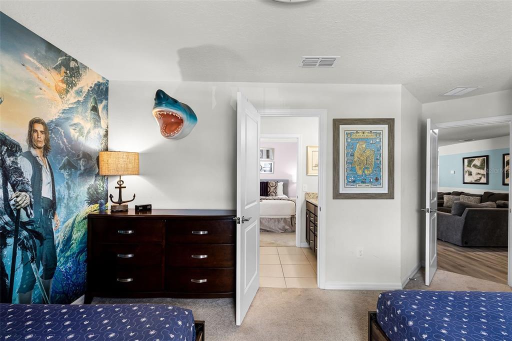 Davenport, Florida, 33897, United States, 10 Bedrooms Bedrooms, ,8 BathroomsBathrooms,Residential,For Sale,1897679