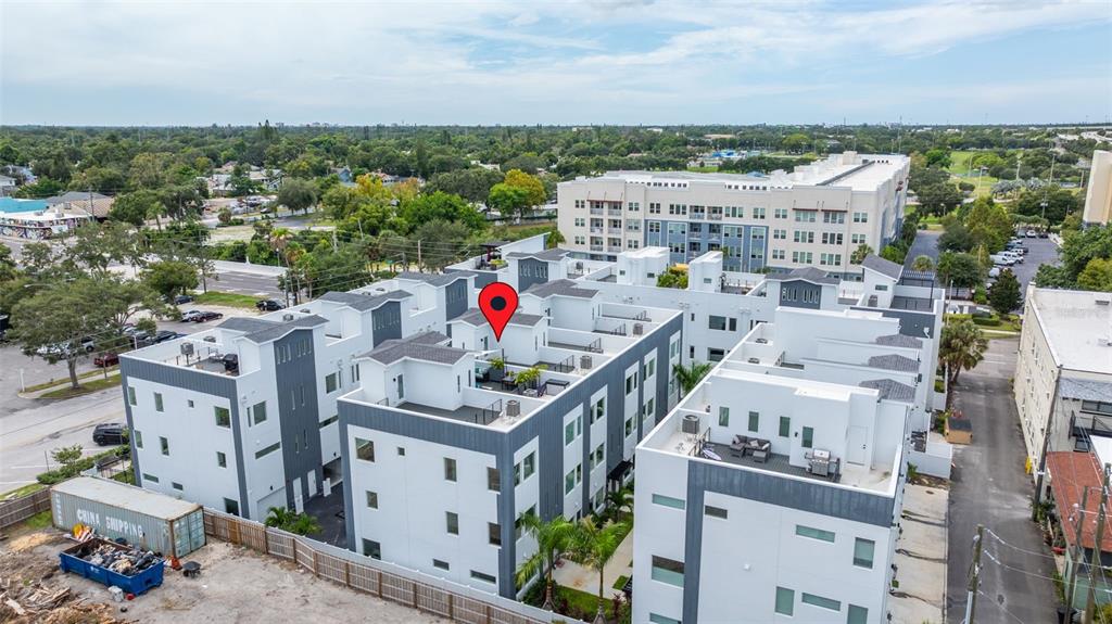 St Petersburg, Florida, 33701, United States, 2 Bedrooms Bedrooms, ,3 BathroomsBathrooms,Residential,For Sale,1994589