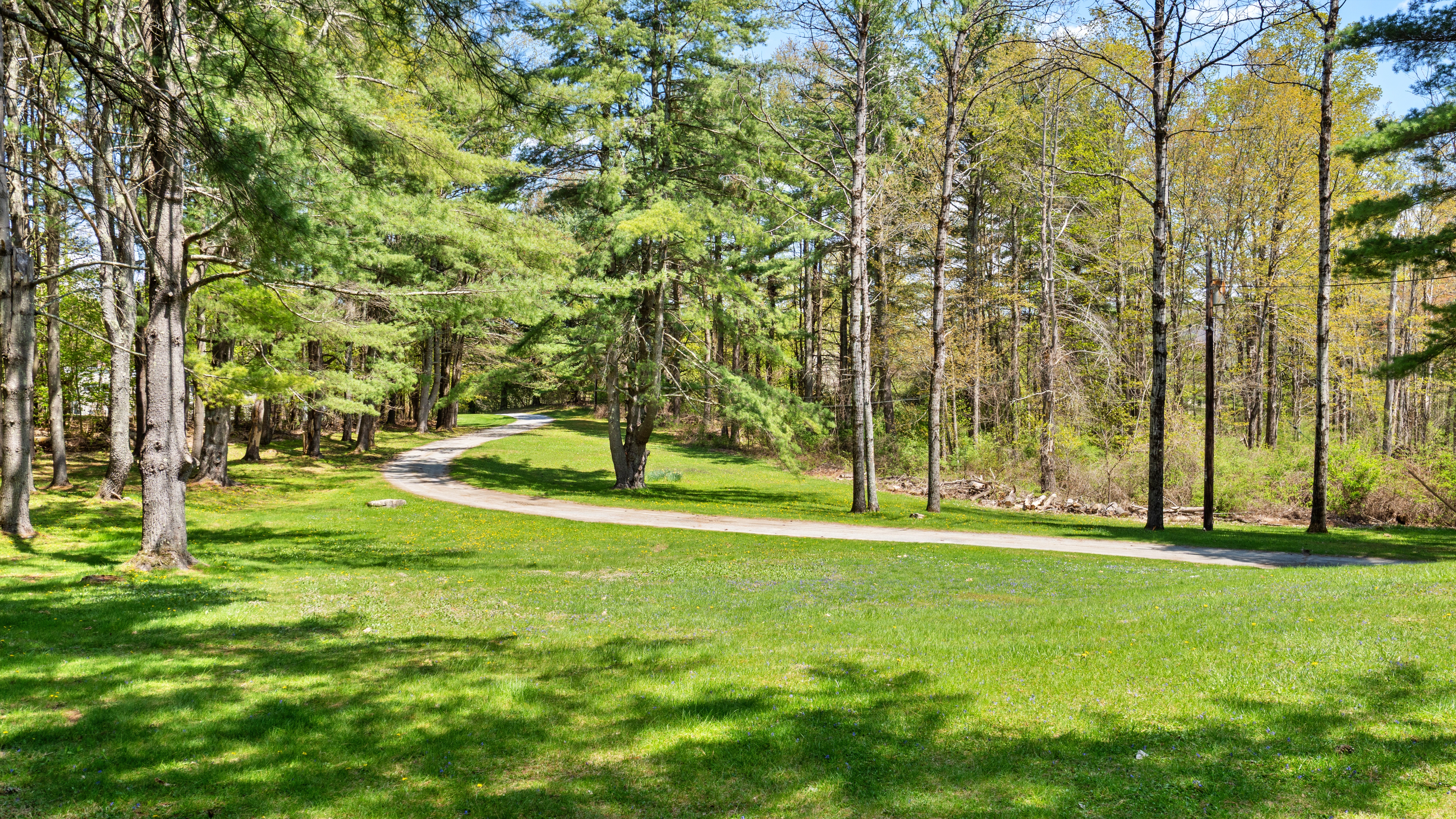  Secluded Lenox Acreage – Privacy, Character, & Minutes to Downtown - 物件實景