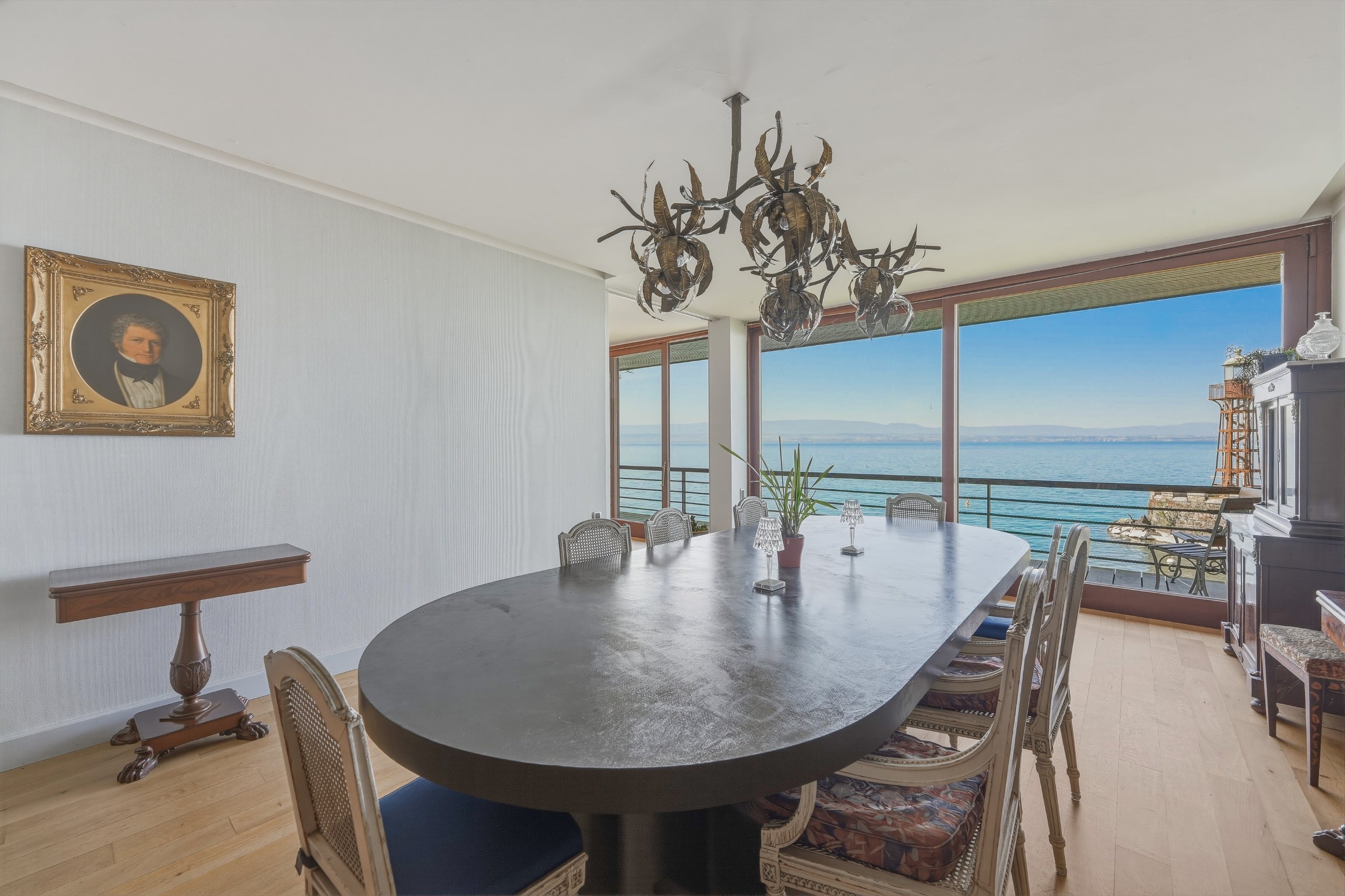  EXCEPTIONAL SALE: ARCHITECT-DESIGNED WATERFRONT VILLA - 物件實景