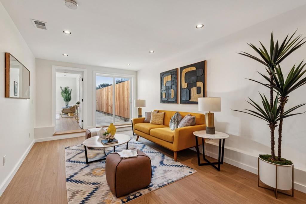 San Francisco, California, 94116, United States, 4 Bedrooms Bedrooms, ,4 BathroomsBathrooms,Residential,For Sale,2014062