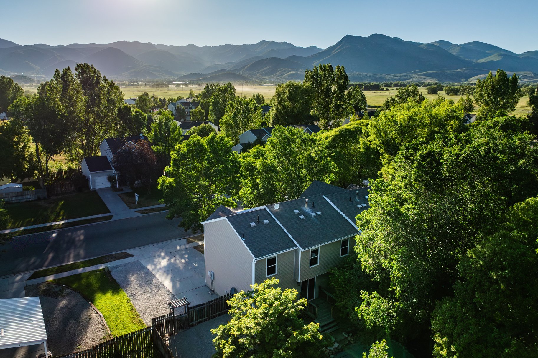  Rare 5-Bedroom Heber City Home with Garage, Private Yard and No HOA - 物件實景