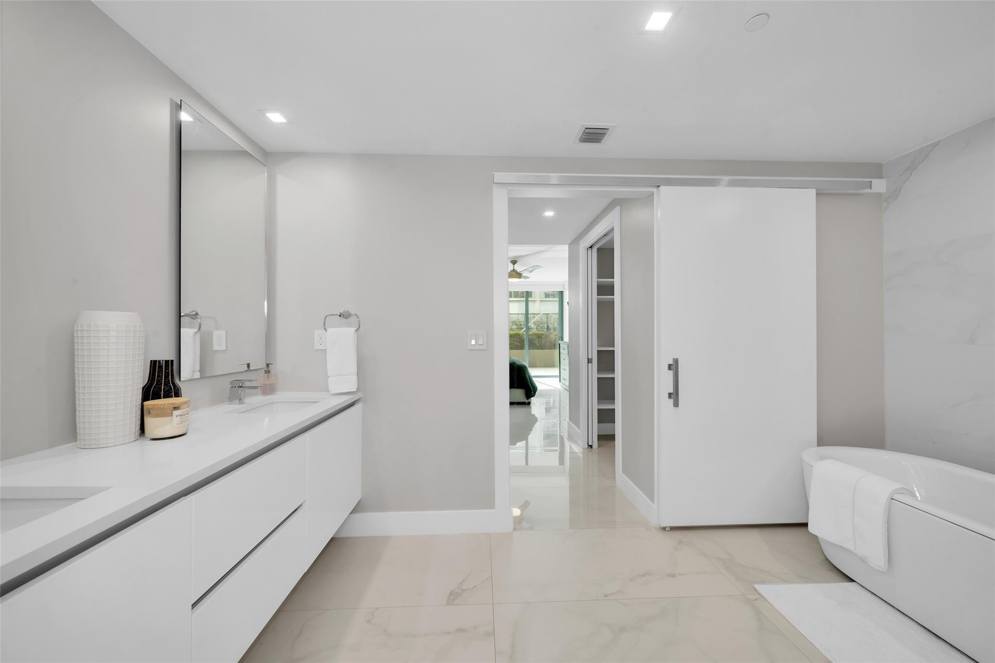 Pompano Beach, Florida, 33062, United States, 3 Bedrooms Bedrooms, ,3 BathroomsBathrooms,Residential,For Sale,1810568