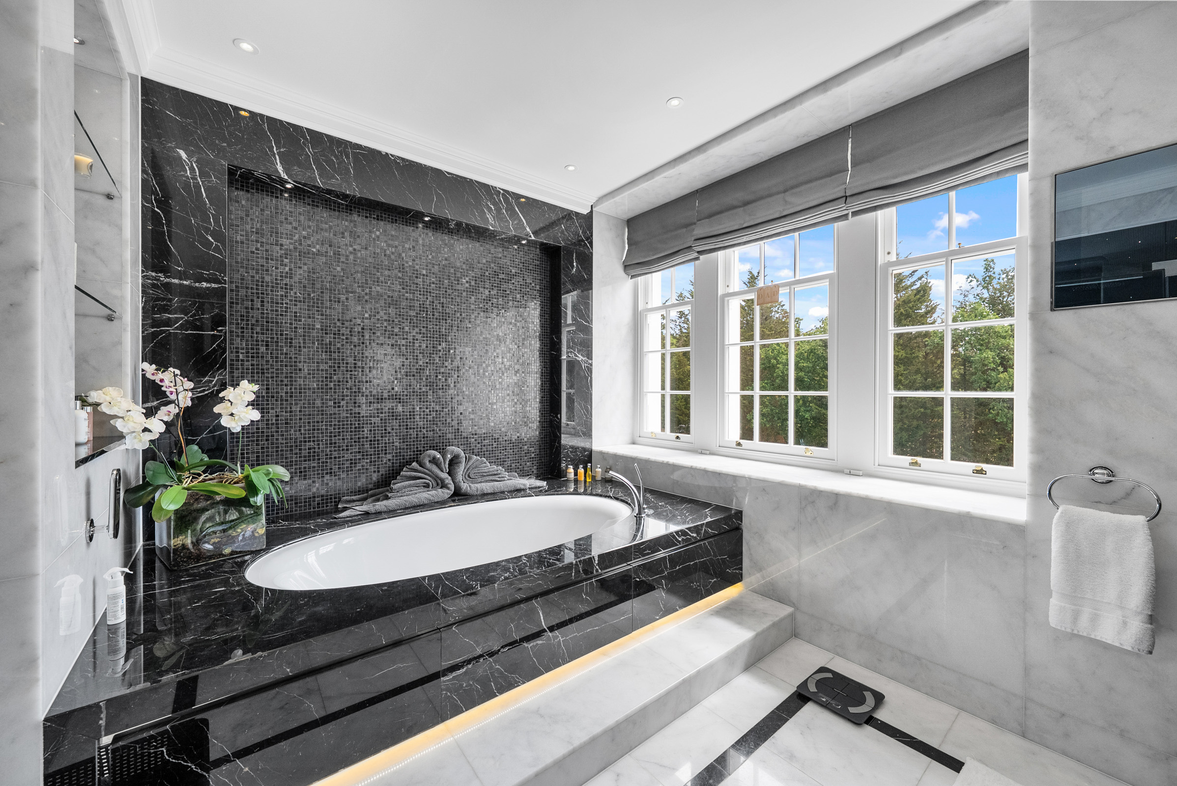  A Magnificent Eight-Bedroom Mansion in Wentworth Estate - 物件實景