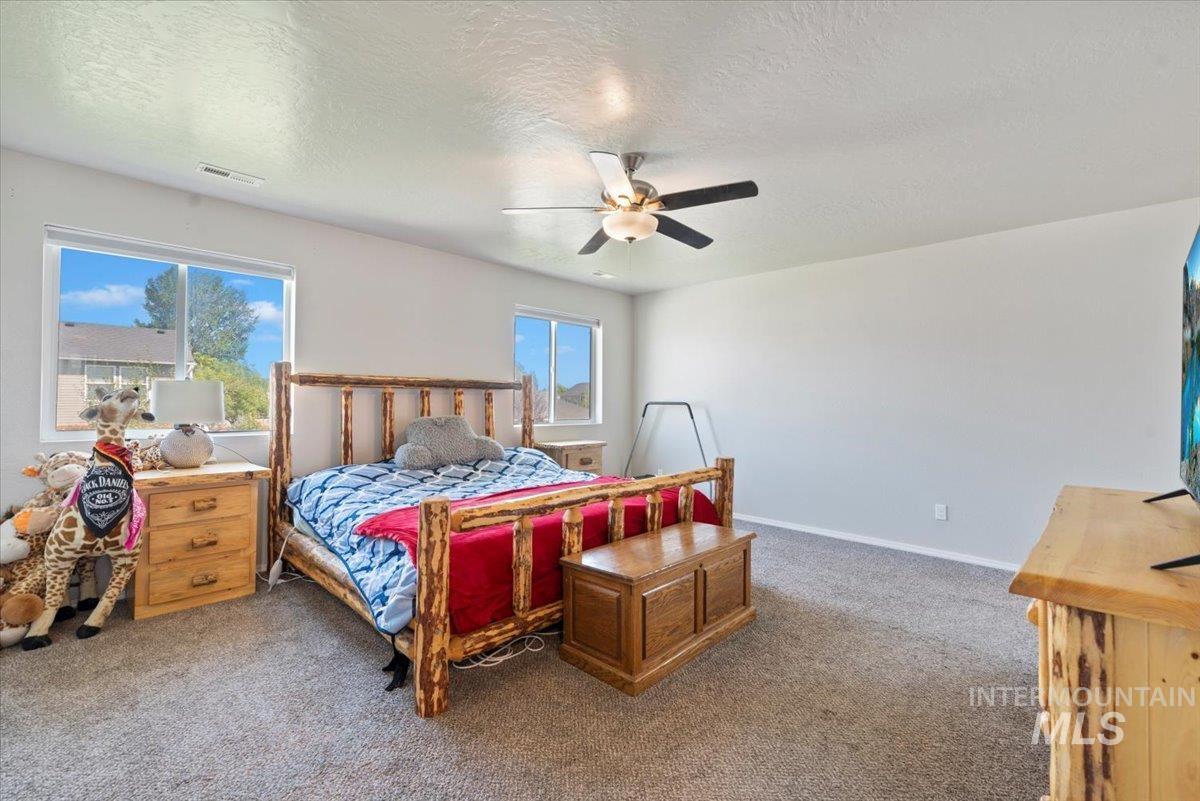 Nampa, Idaho, 83687, United States, 5 Bedrooms Bedrooms, ,Residential,For Sale,1926989