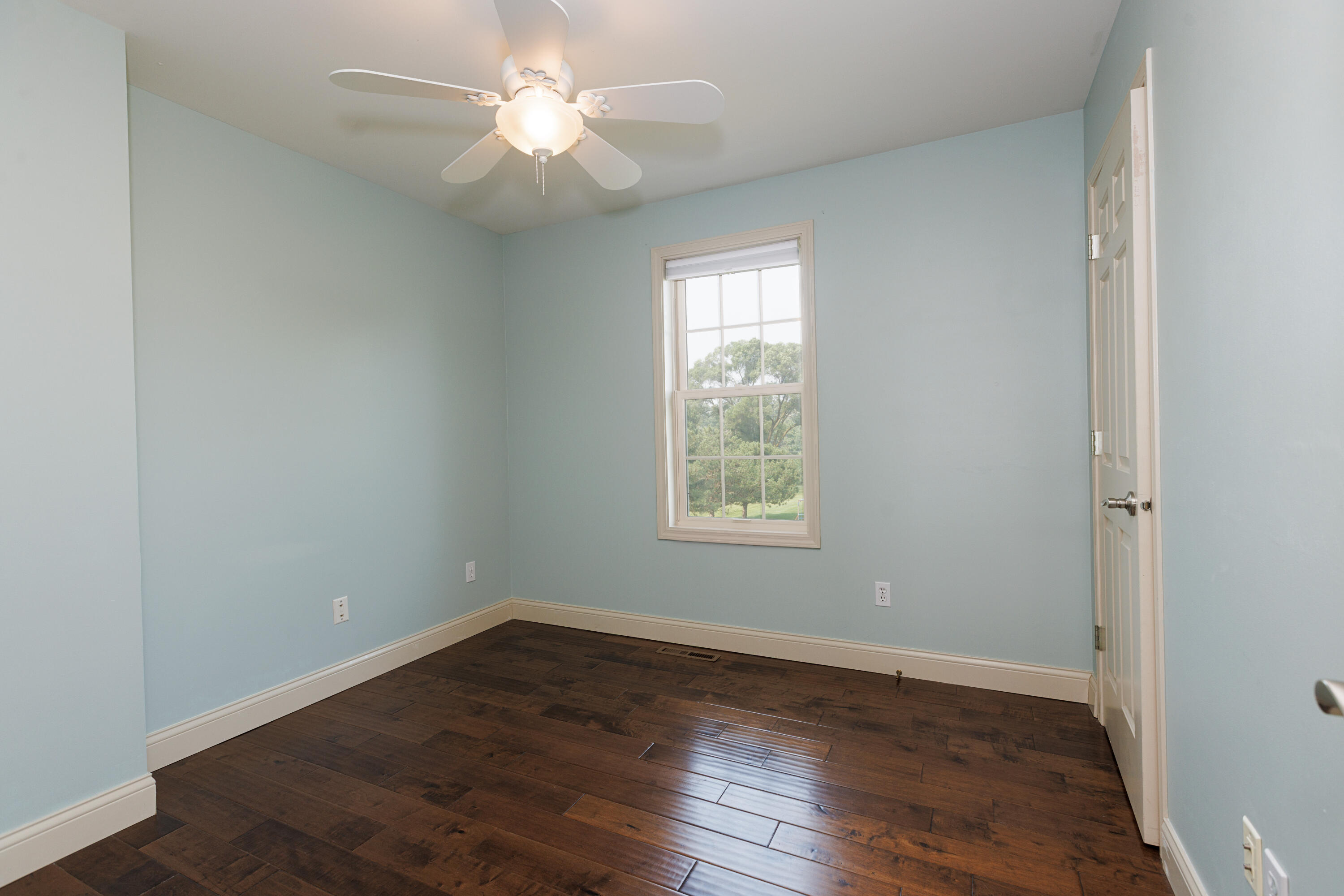 Franklin, Wisconsin, 53132, United States, 4 Bedrooms Bedrooms, ,4 BathroomsBathrooms,Residential,For Sale,1924268