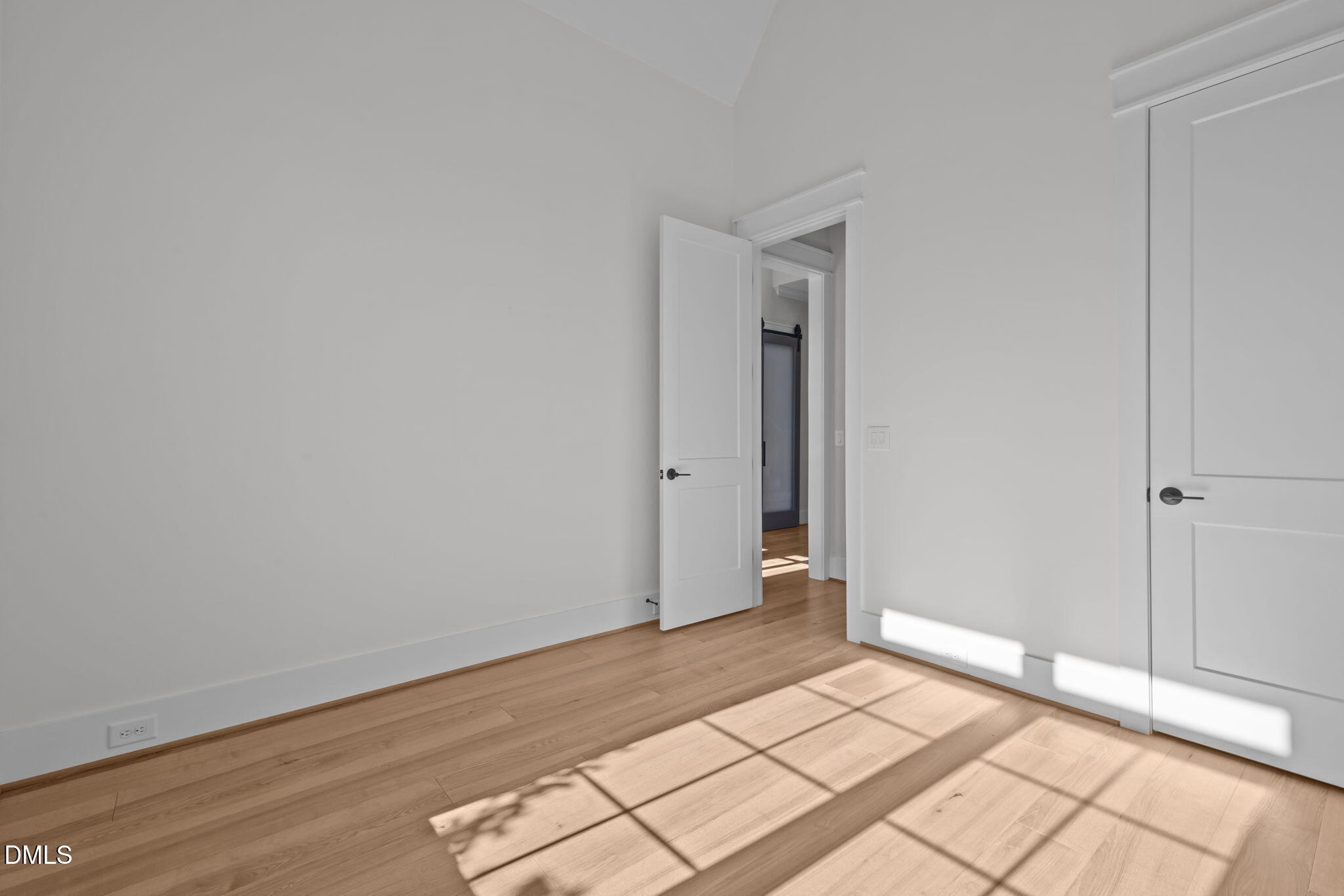 Wake Forest, North Carolina, 27587, United States, 4 Bedrooms Bedrooms, ,5 BathroomsBathrooms,Residential,For Sale,1993322