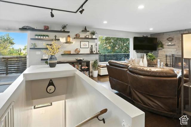Salt Lake City, Utah, 84124, United States, 4 Bedrooms Bedrooms, ,4 BathroomsBathrooms,Residential,For Sale,1904516