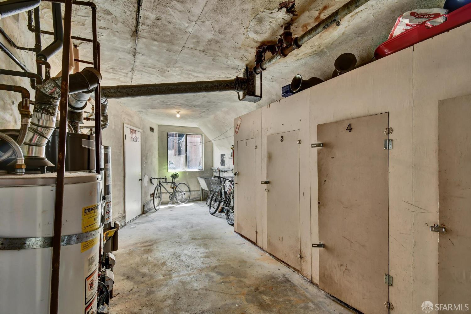 San Francisco, California, 94121, United States, 4 Bedrooms Bedrooms, ,4 BathroomsBathrooms,Residential,For Sale,1838110