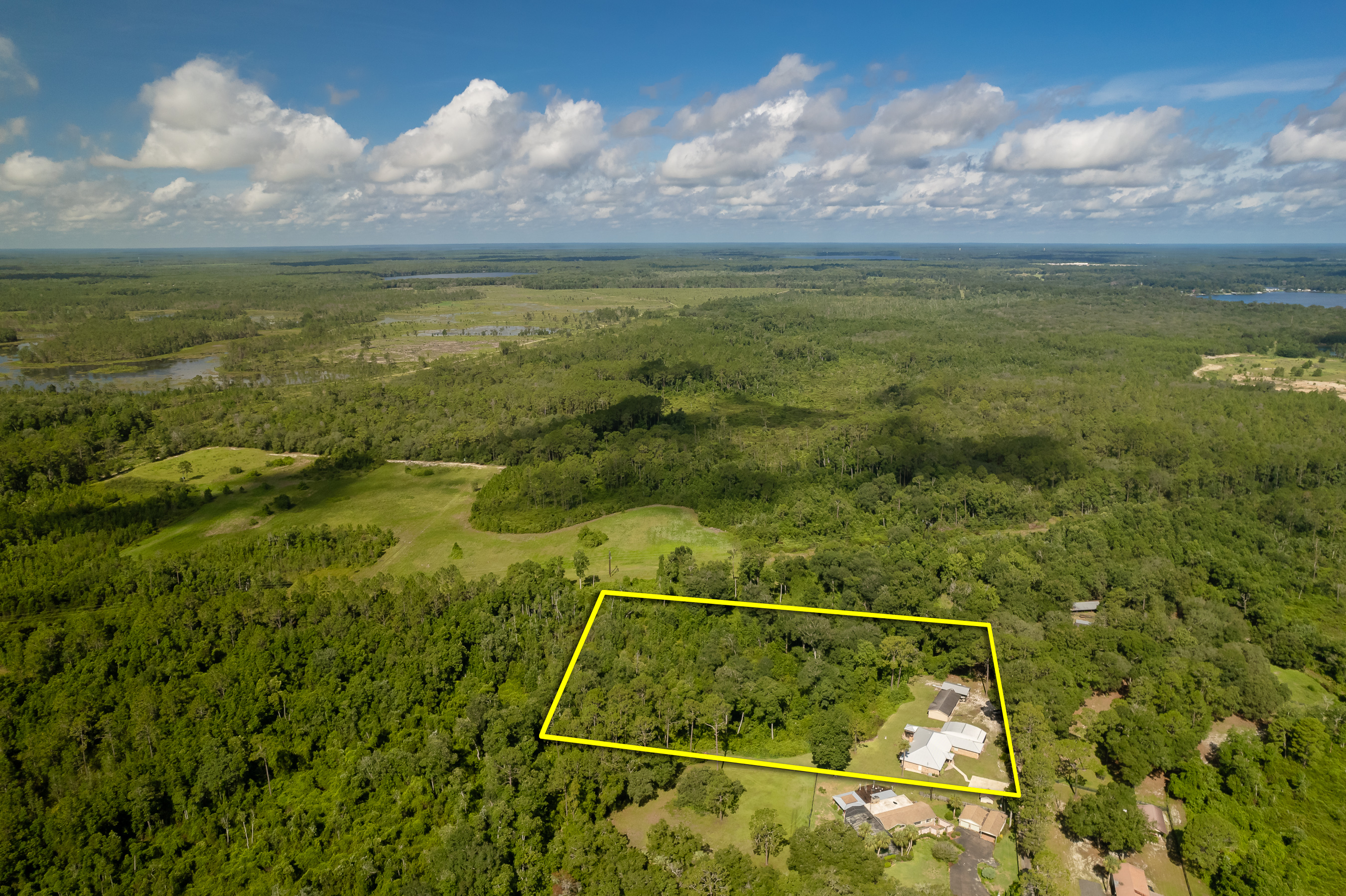Hawthorne, Florida, 32640, United States, 5 Bedrooms Bedrooms, ,2 BathroomsBathrooms,Residential,For Sale,1903674