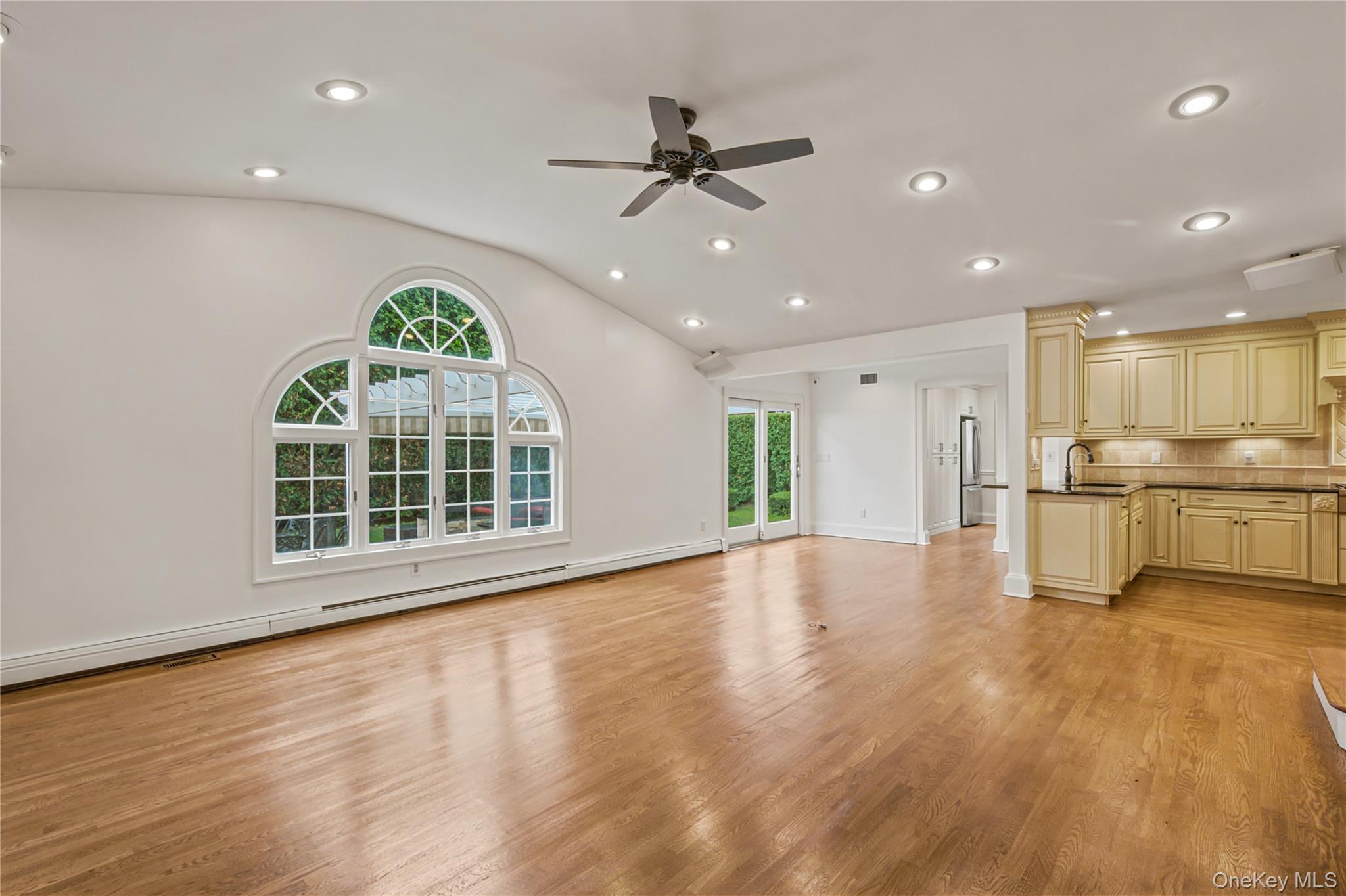  118 4th Street, Garden City, NY, 11530 - 物件實景