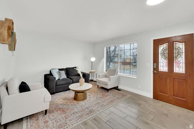 Taylorsville, Utah, 84129, United States, 3 Bedrooms Bedrooms, ,3 BathroomsBathrooms,Residential,For Sale,2014054