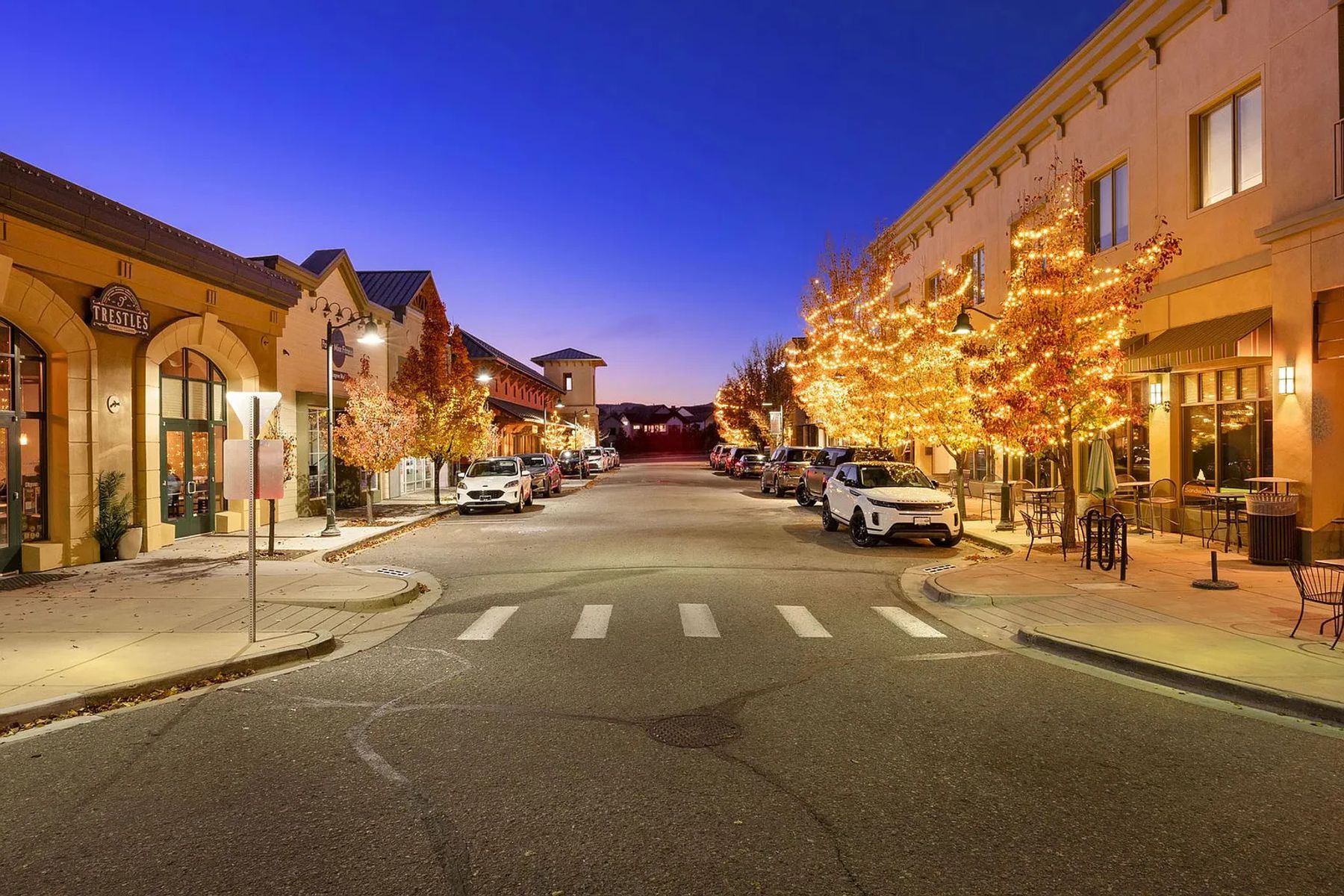  Beautifully Maintained 4 Bed  3 Bath Residence in Castle Pines Village - 物件實景