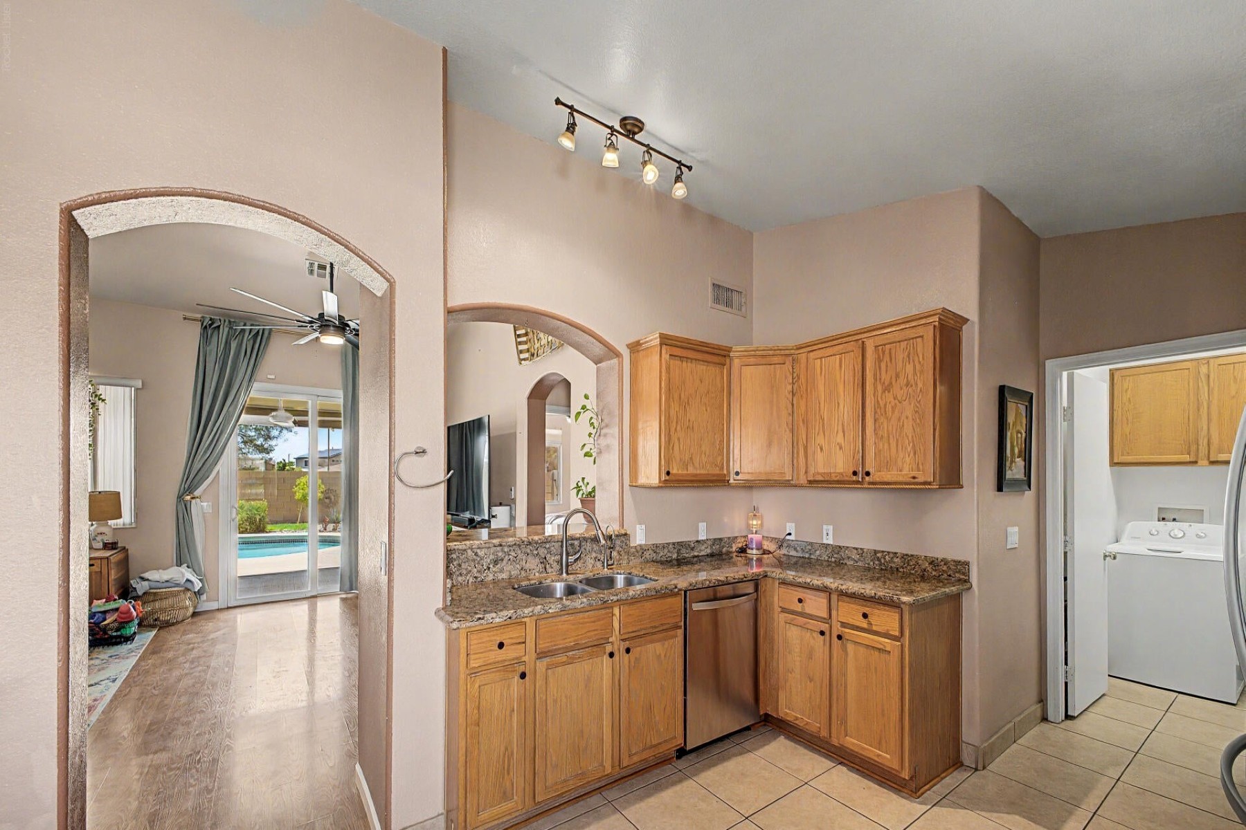  16101 W Maricopa St  Goodyear, AZ - 物件實景