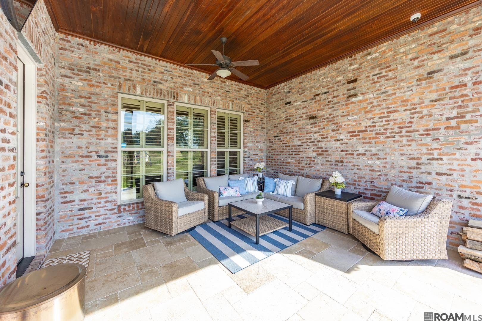 Brusly, Louisiana, 70719, United States, 4 Bedrooms Bedrooms, ,3 BathroomsBathrooms,Residential,For Sale,2012351