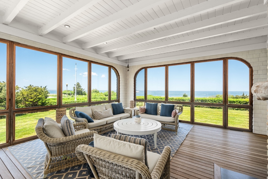 Oak Bluffs, Massachusetts, 02557, United States, 8 Bedrooms Bedrooms, ,9 BathroomsBathrooms,Residential,For Sale,1848541