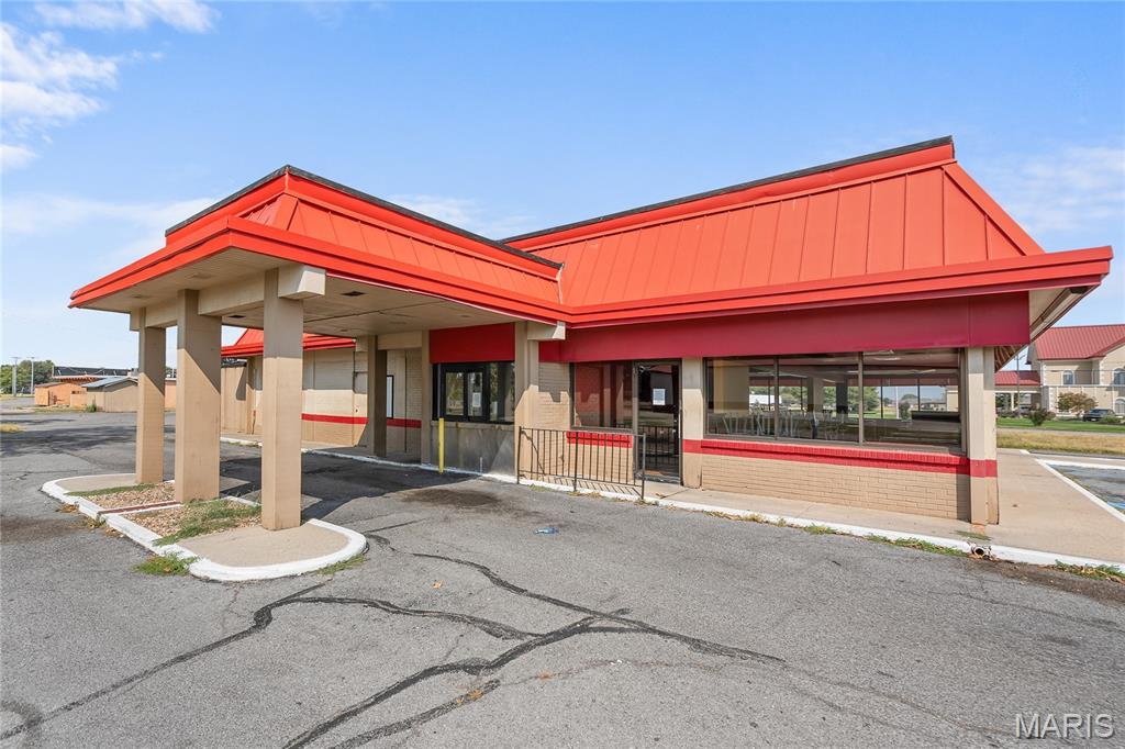 Sikeston, Missouri, 63801, United States, ,Residential,For Sale,2007801