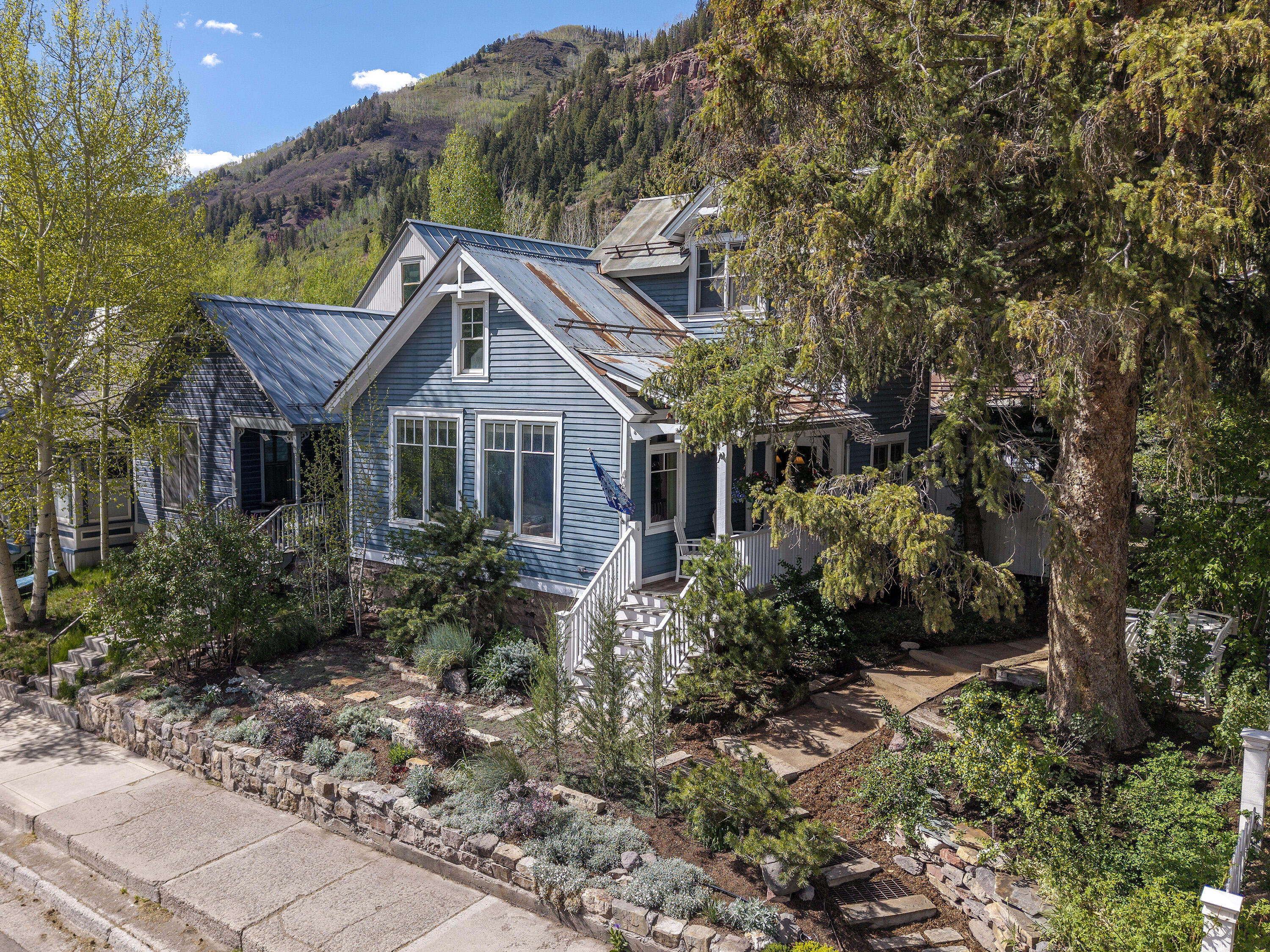 Telluride, Colorado, 81435, United States, 4 Bedrooms Bedrooms, ,4 BathroomsBathrooms,Residential,For Sale,1840388