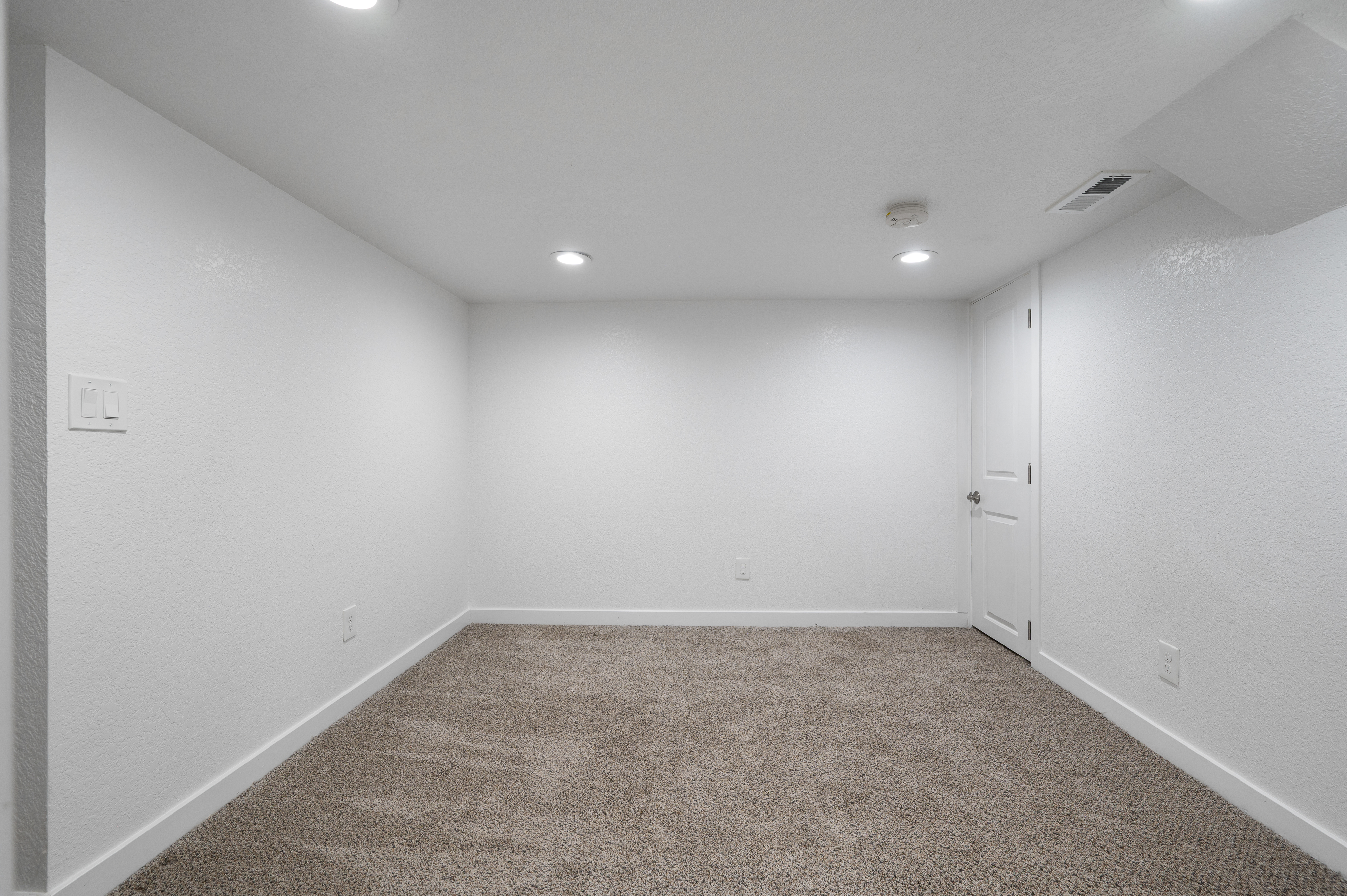  Fully Remodeled Two Bedroom - 物件實景